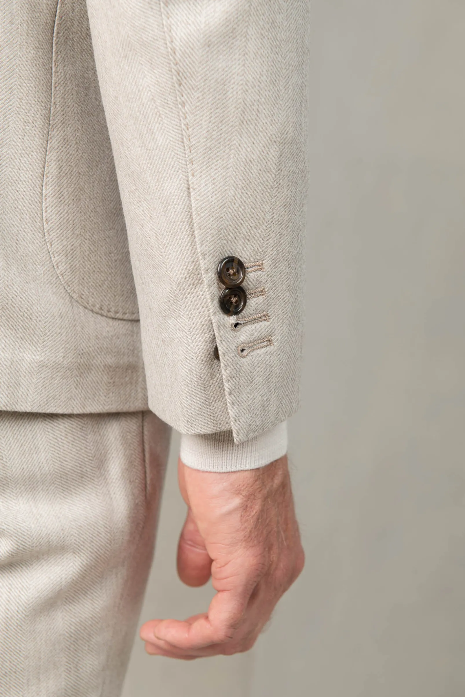 beige_herringbone_suit__m_3.webp Beige herringbone suit - Made in Italy