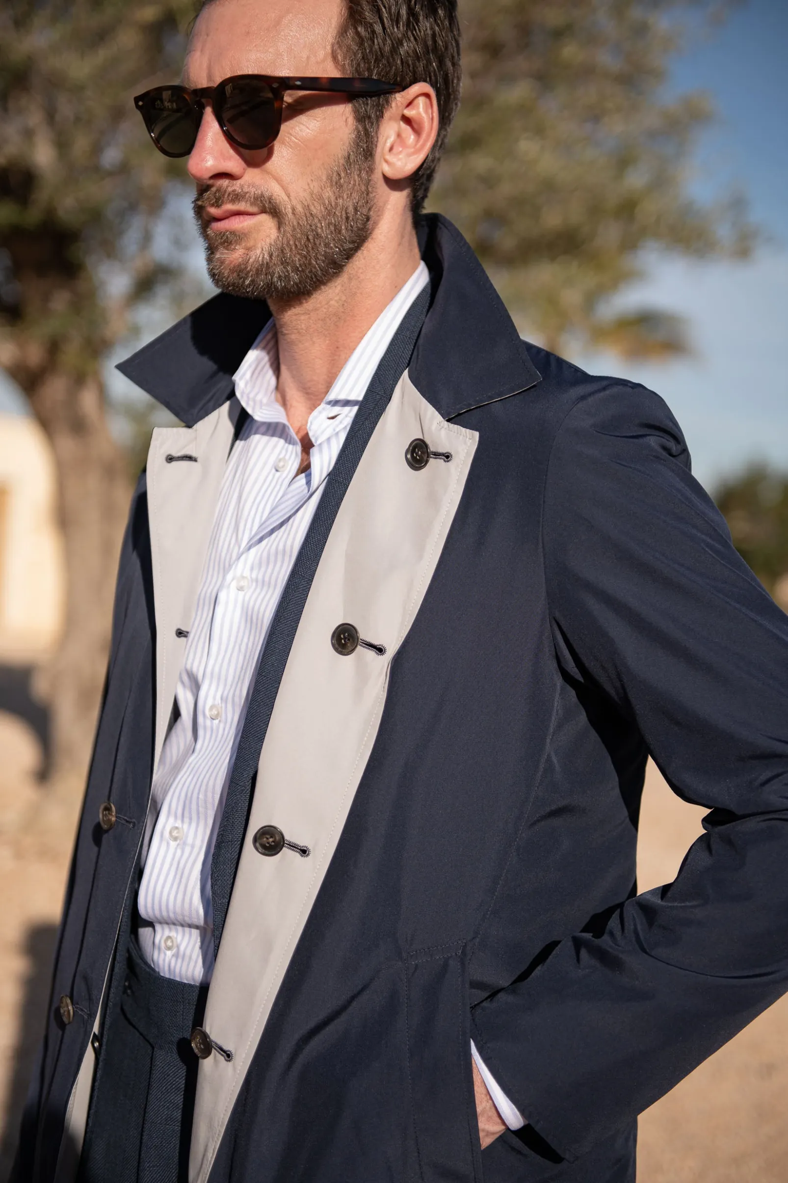 blue_and_grey_reversible__4.webp Blue and grey reversible raincoat - Made in Italy