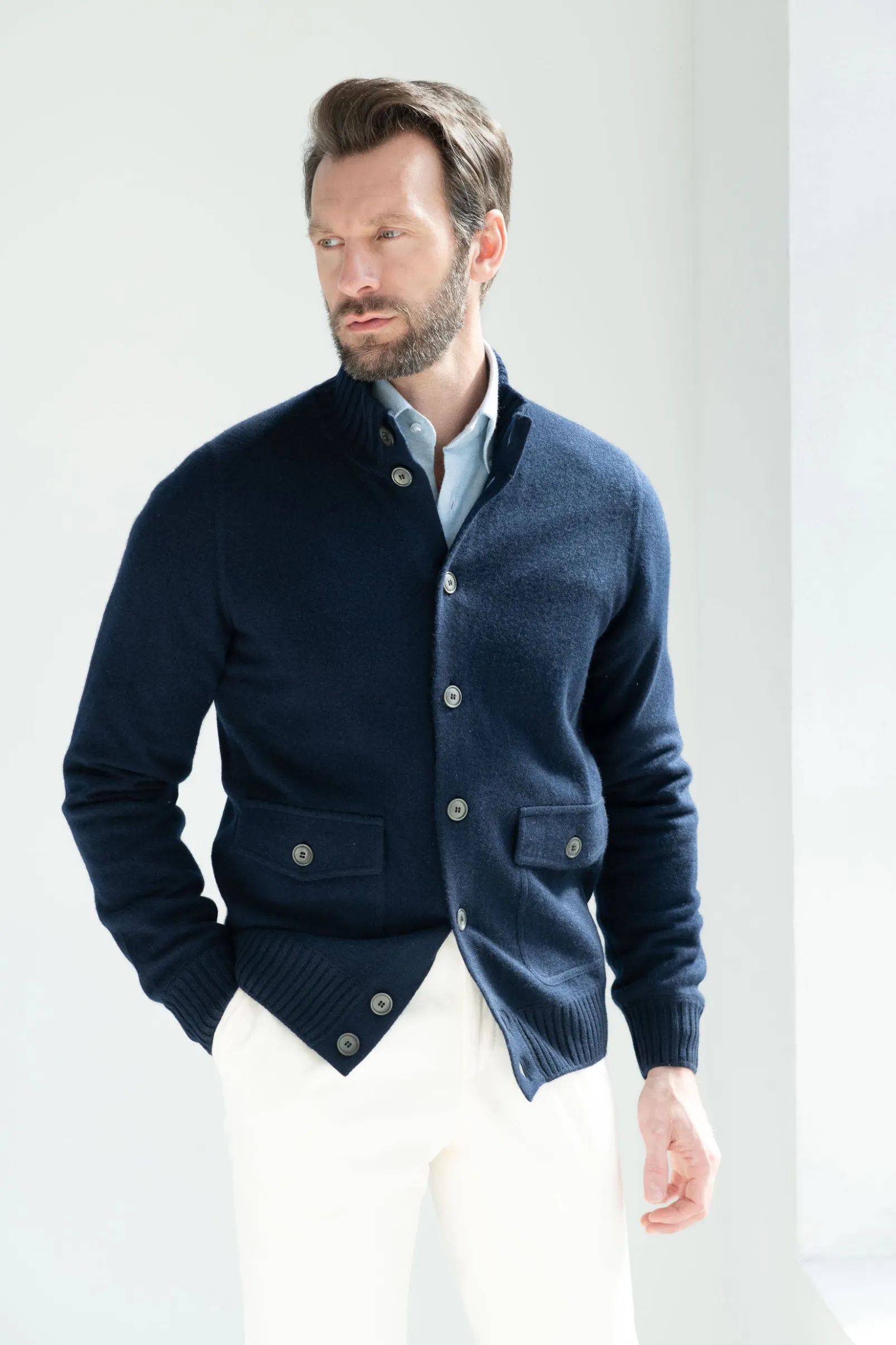 blue_cashmere_knitted_bom_0.webp Blue Cashmere Knitted Bomber – Made in Italy
