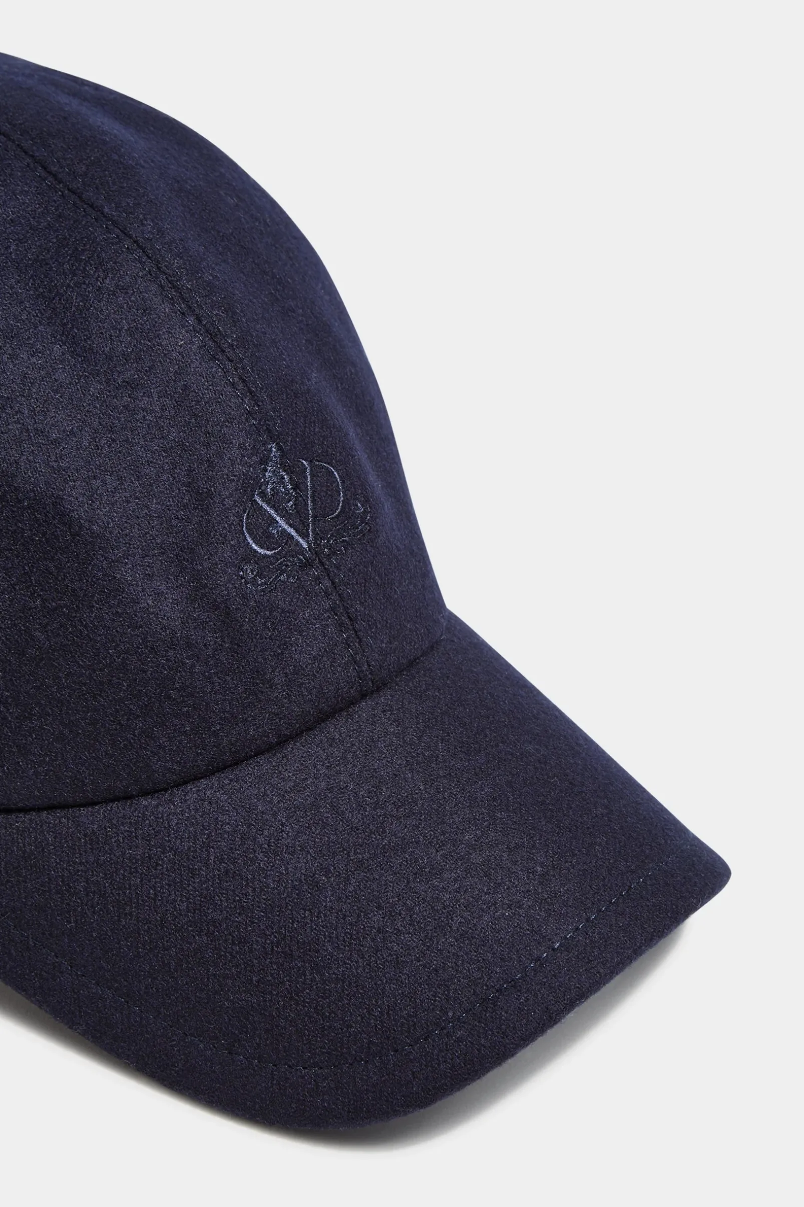 blue_flannel_baseball_cap_2.webp Blue flannel baseball cap - Made in Italy