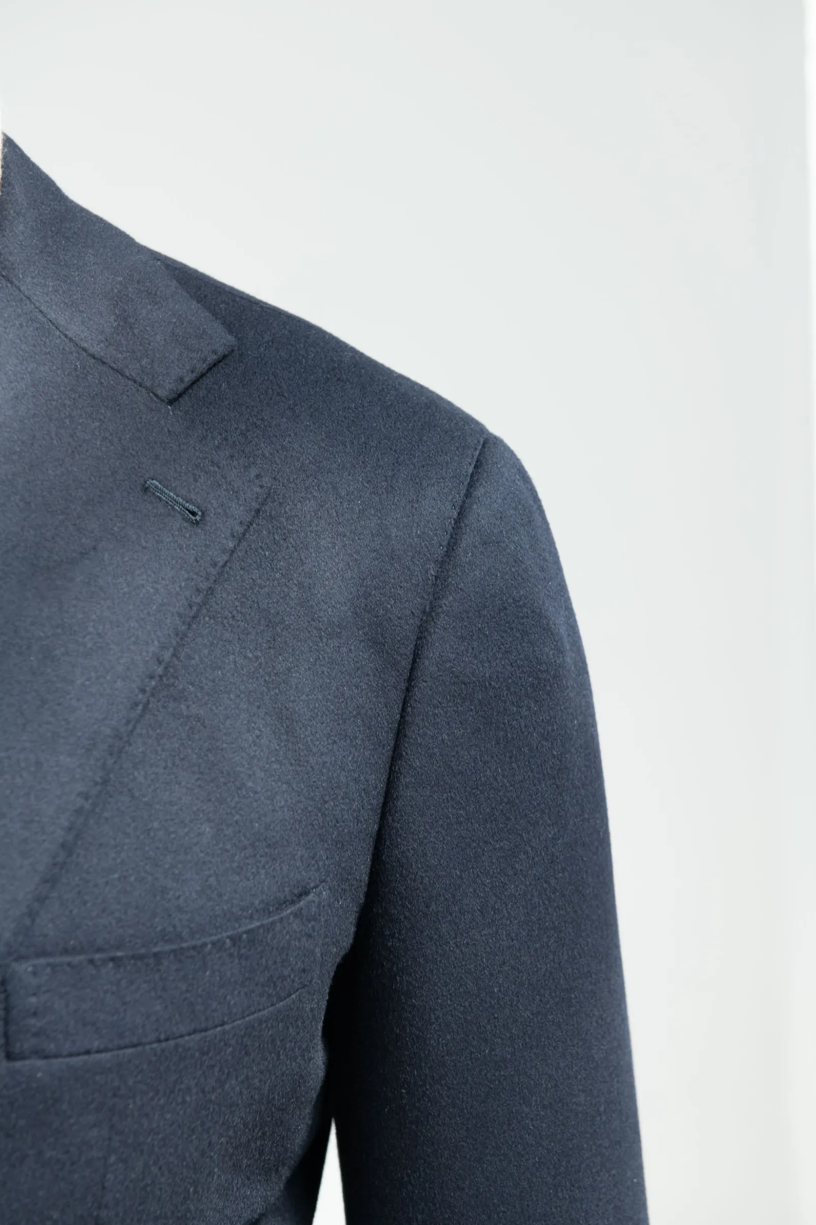 blue_jacket_in_cashmere___3.webp Blue jacket in cashmere - Made in Italy