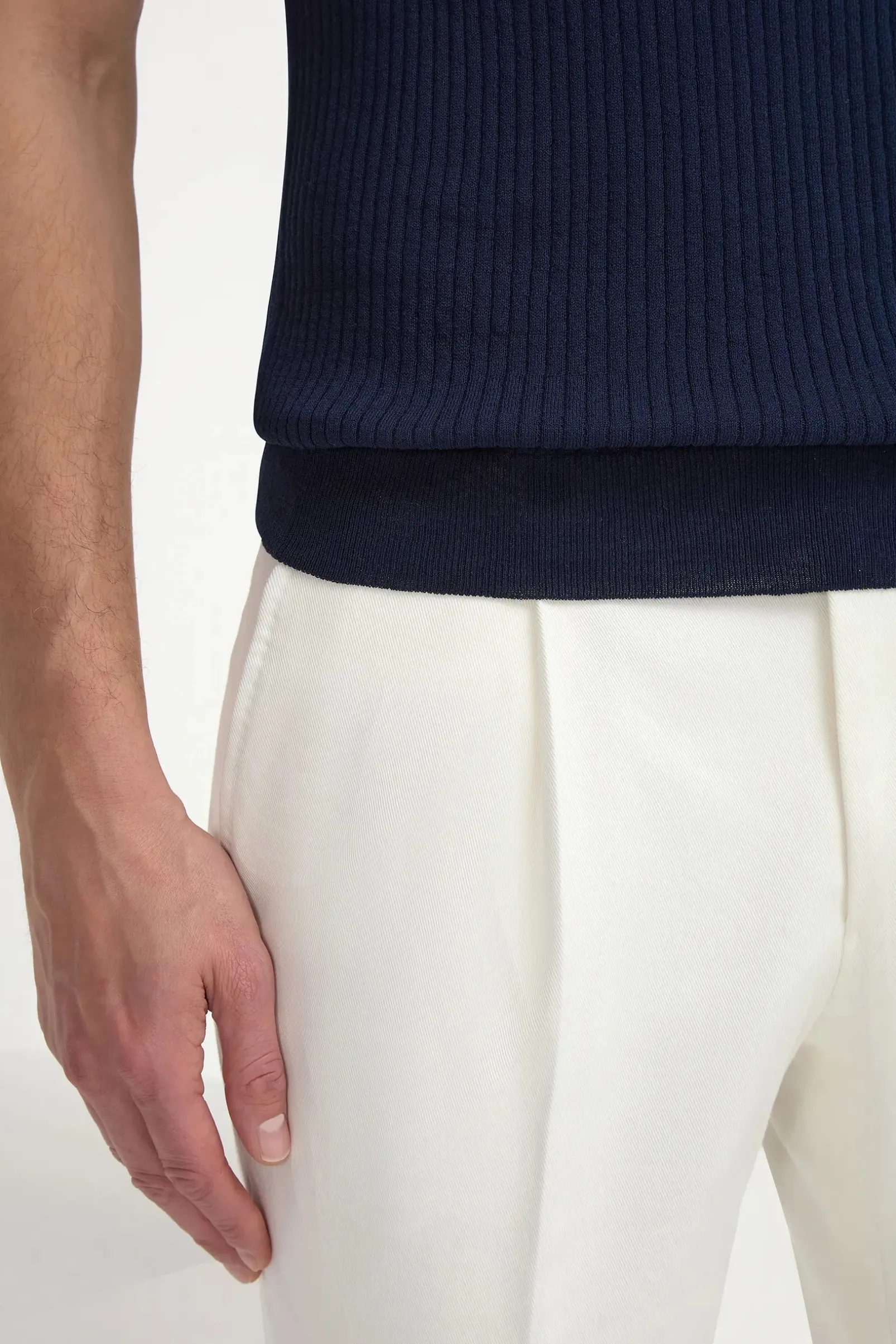 blue_thin_rib_zipped_polo_2.webp Blue thin rib zipped polo - Made in Italy