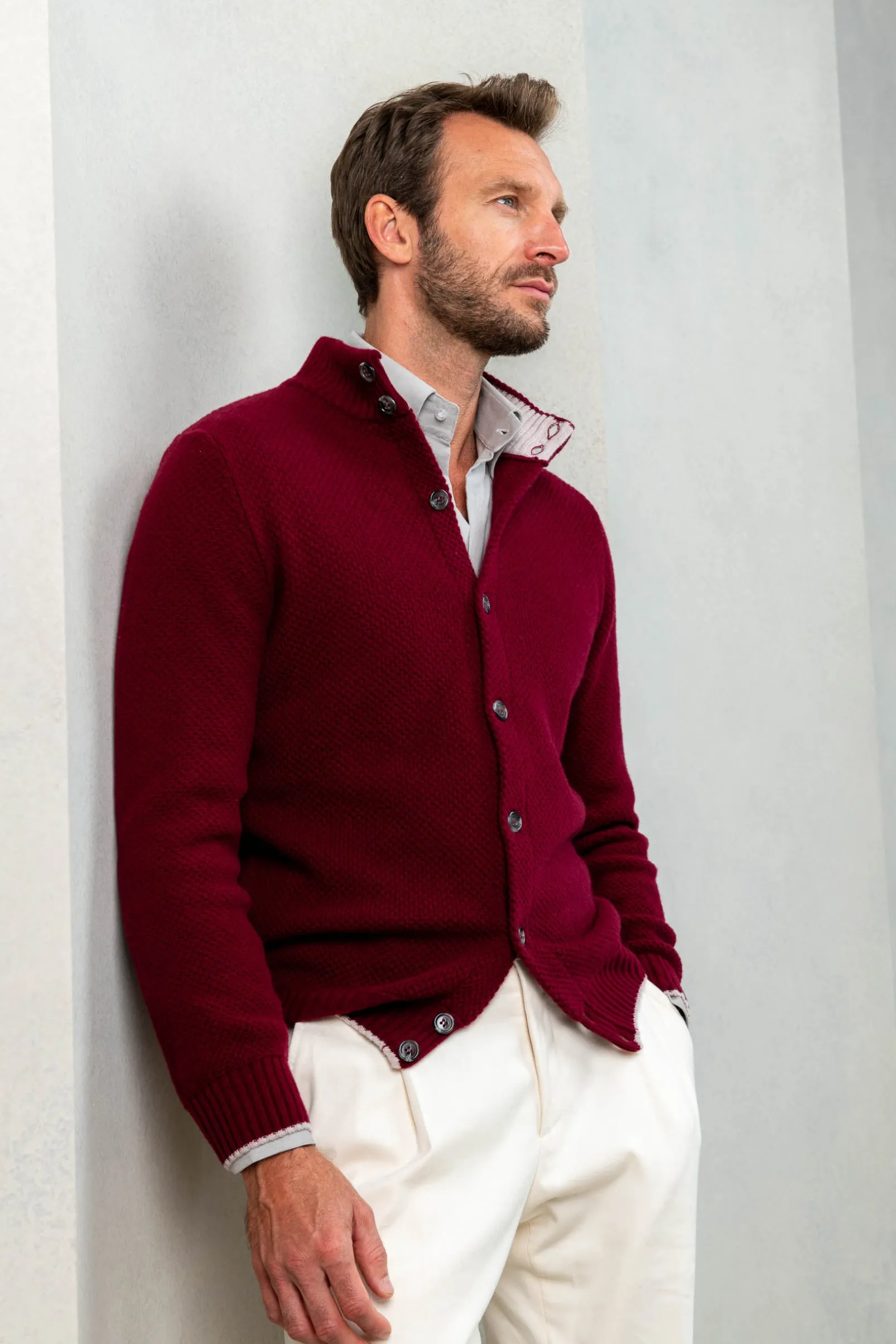 bordeaux_textured_cashmer_0.webp Bordeaux textured cashmere blend cardigan – Made in Italy