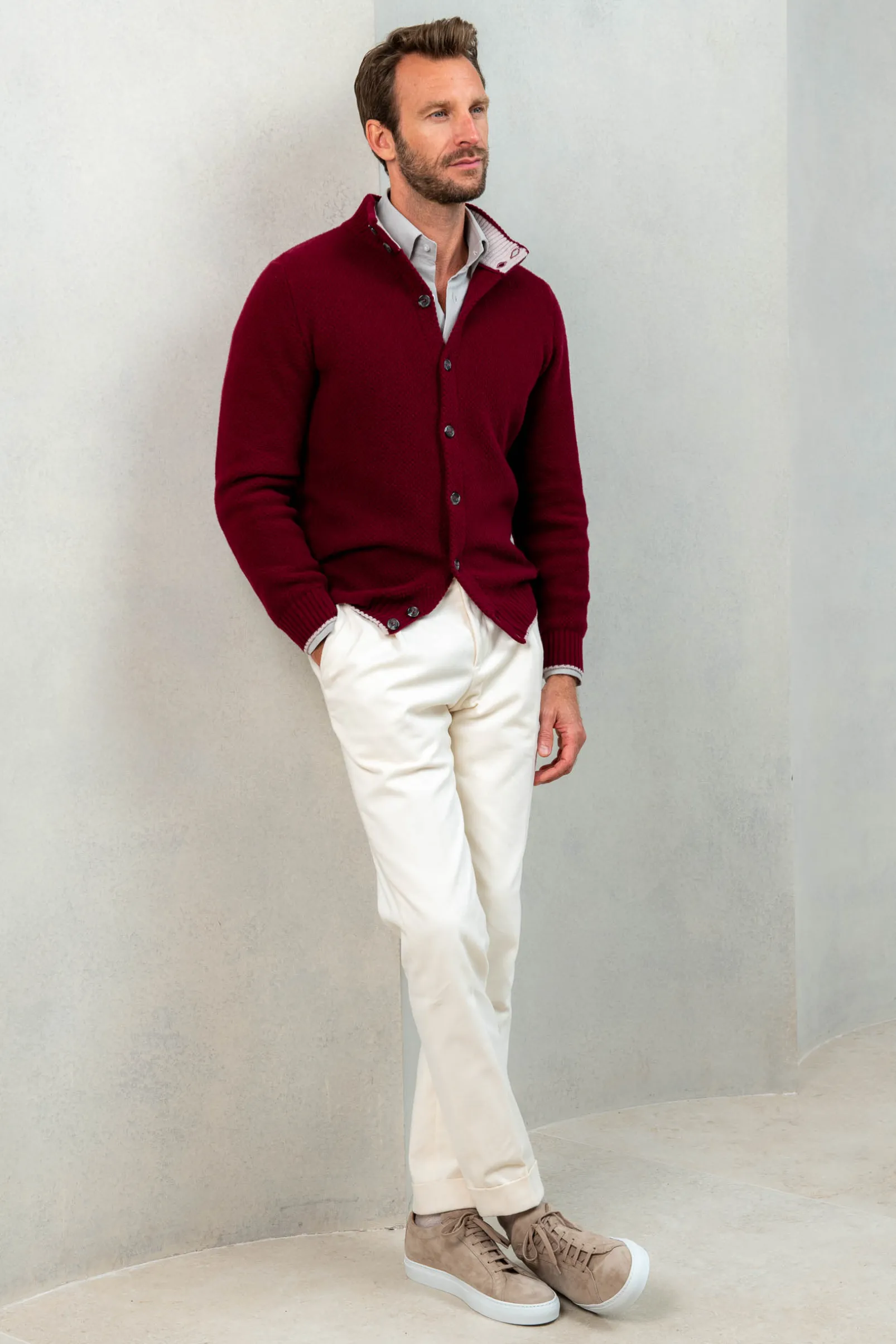 bordeaux_textured_cashmer_1.webp Bordeaux textured cashmere blend cardigan – Made in Italy