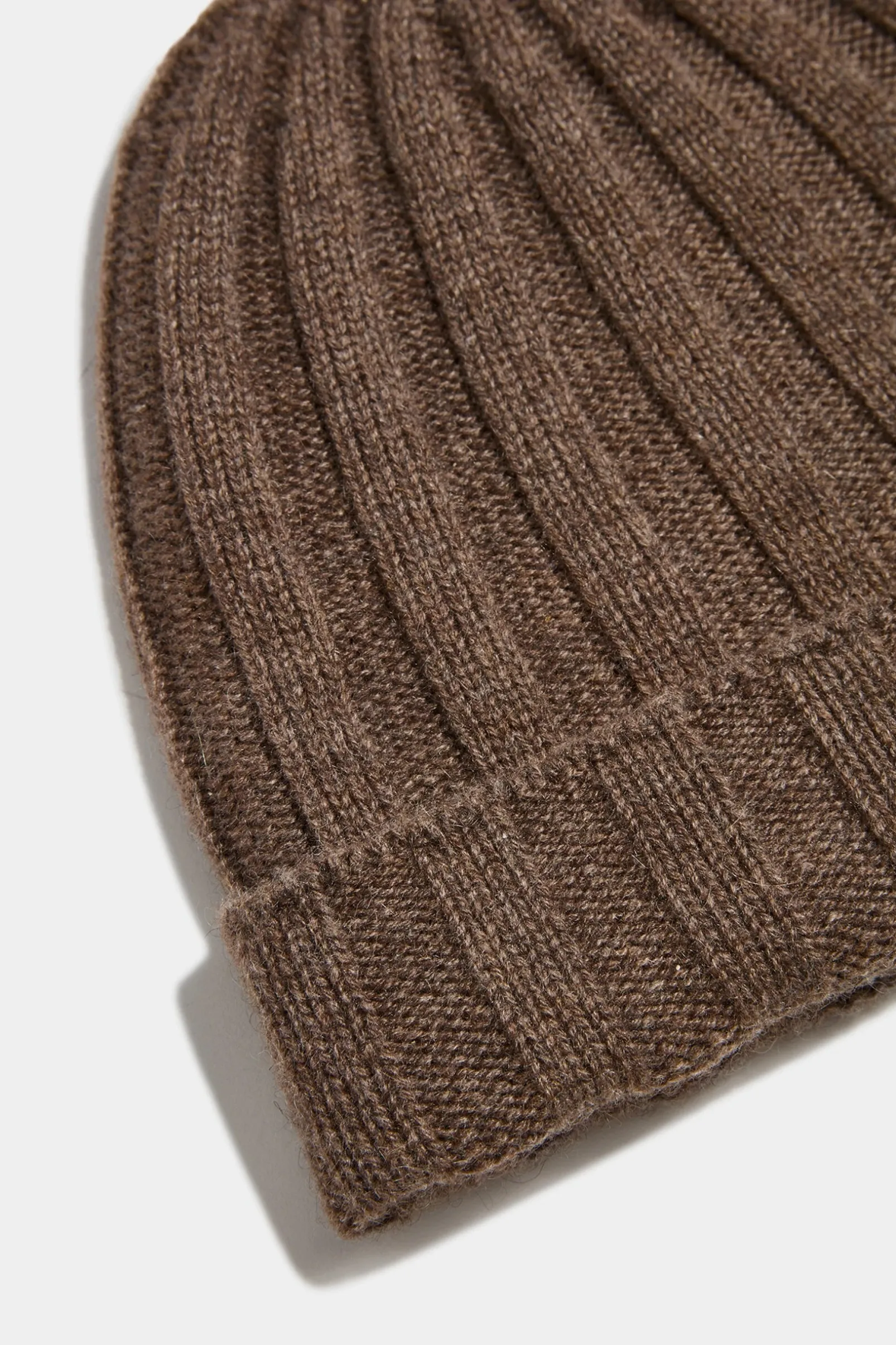 brown_cashmere_rib_knit_b_1.webp Brown Cashmere rib knit beanie - Made in Italy