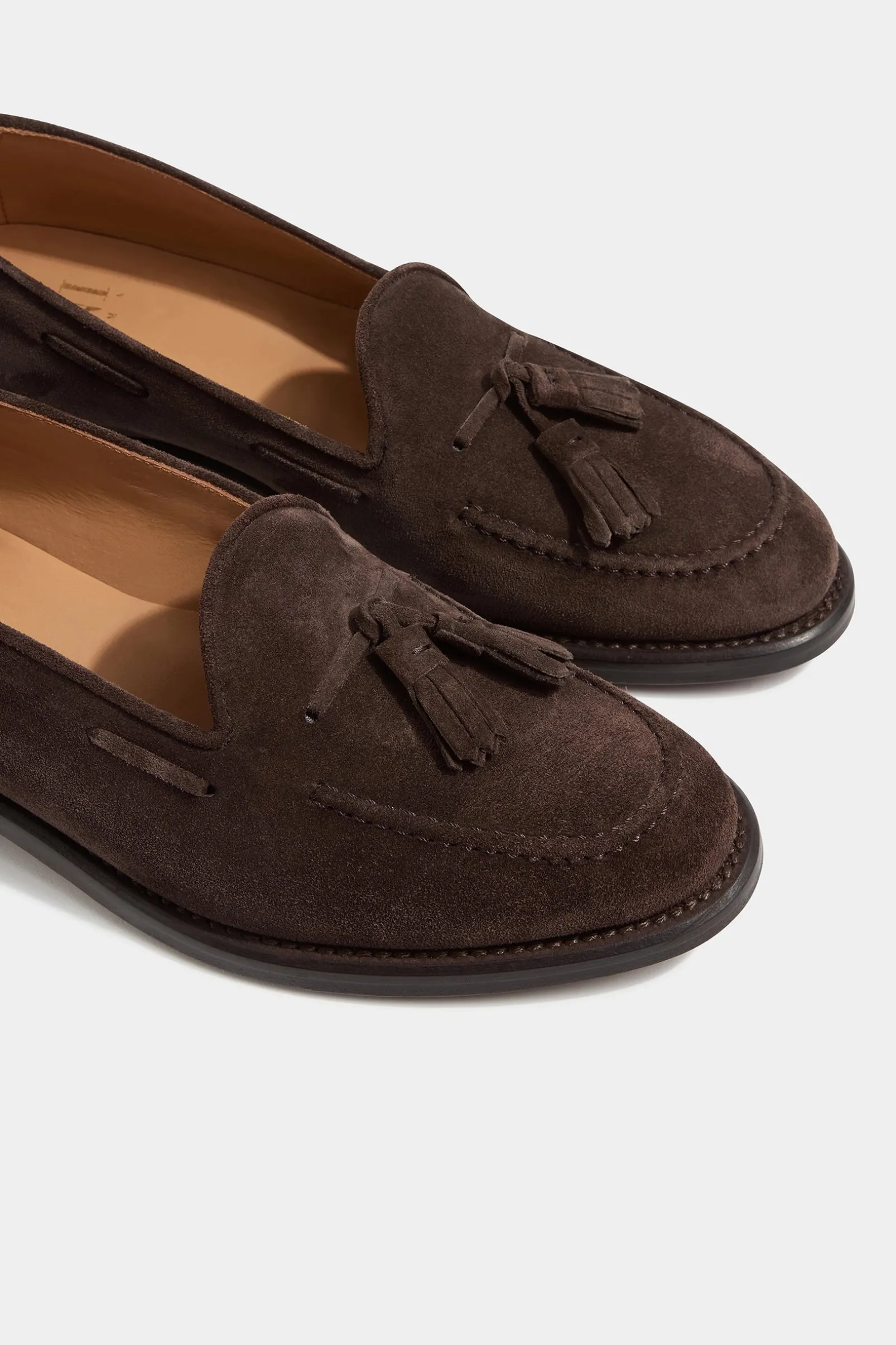brown_suede_tassel_loafer_4.webp Brown suede tassel loafers - Made In Italy