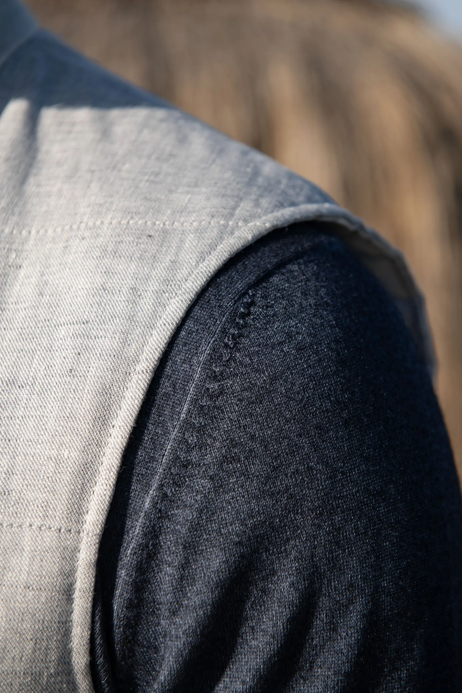 chalk_grey_linen_vest__ma_3.webp Chalk grey linen vest – Made in Italy