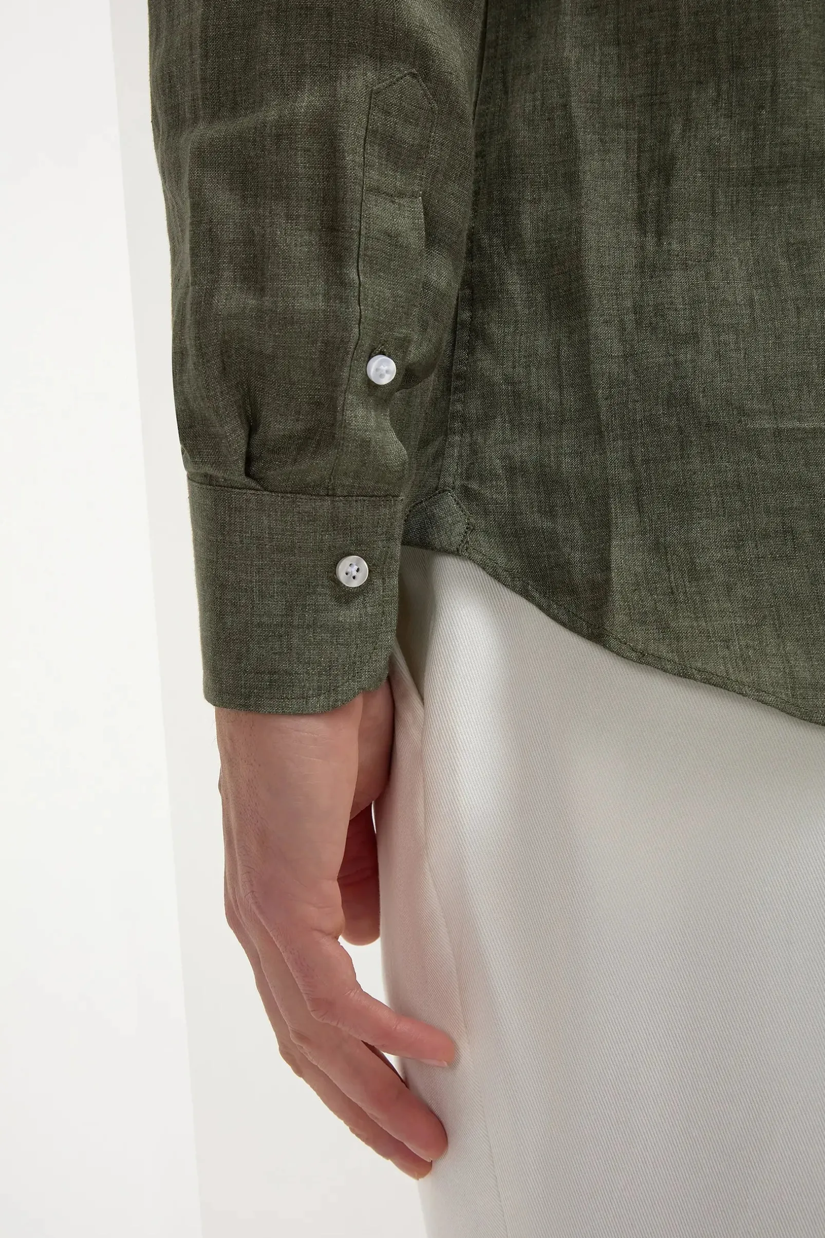 green_linen_shirt__made_i_1.webp Green linen shirt - Made in Italy