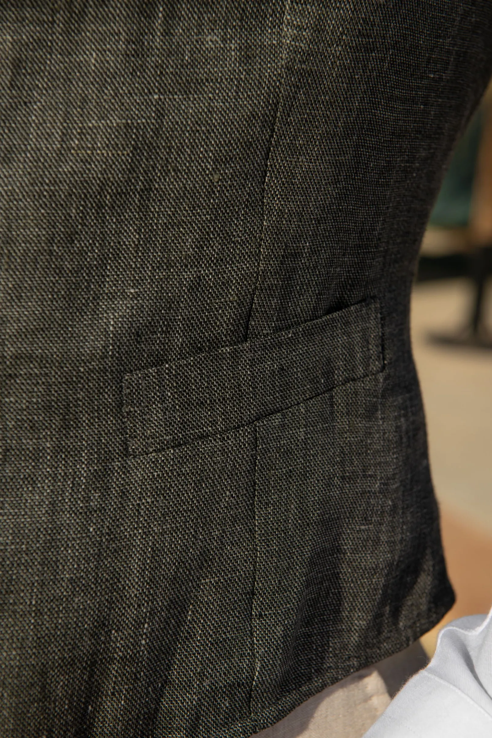 green_linen_waistcoat__ma_4.webp Green linen waistcoat - Made in Italy