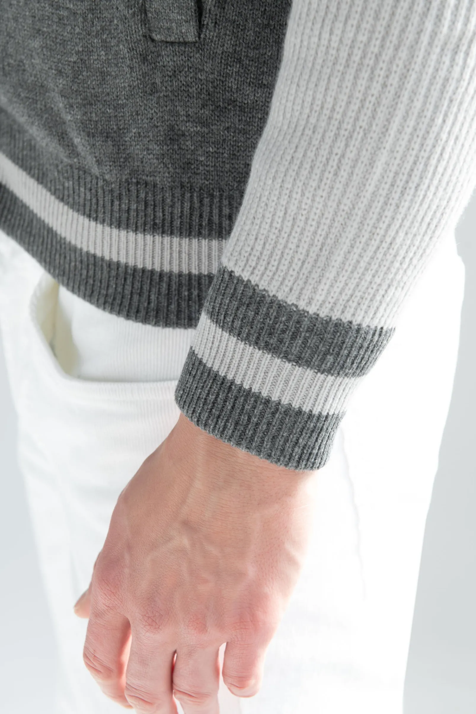 grey_knitted_college_bomb_3.webp Grey knitted college bomber - Made in Italy