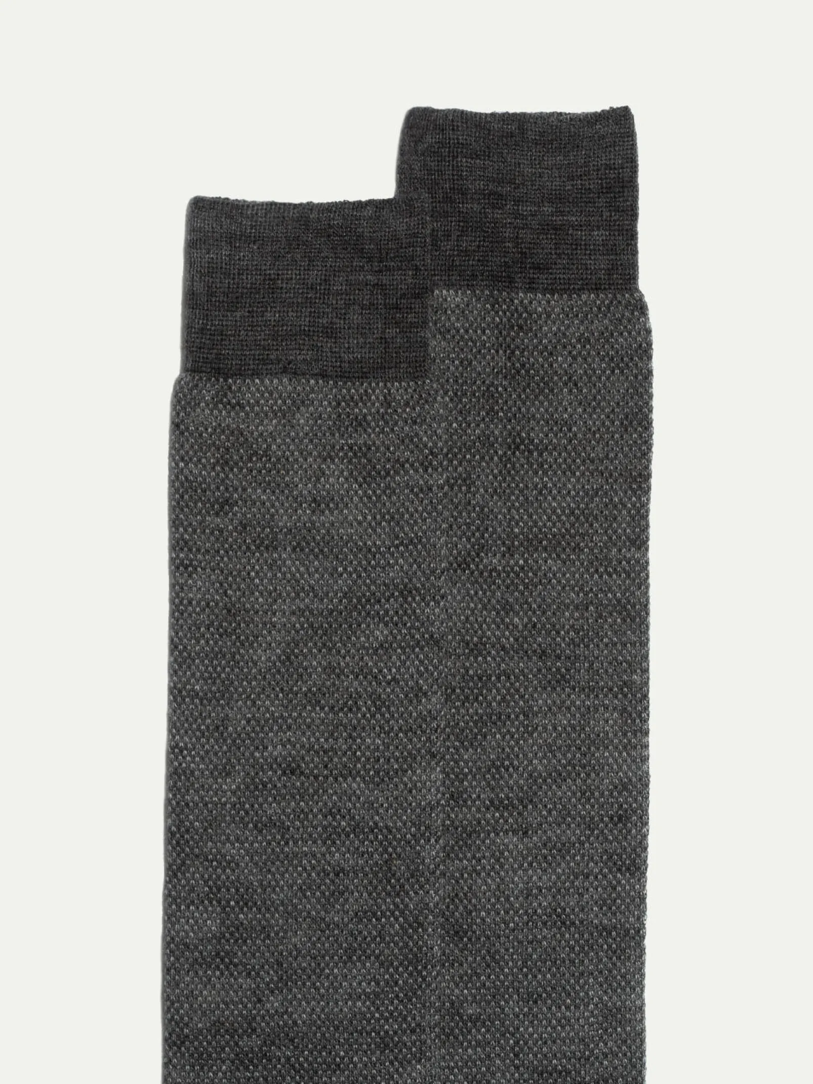 grey_micro_fancy_short_so_2.webp Grey micro fancy short socks - Made in Italy