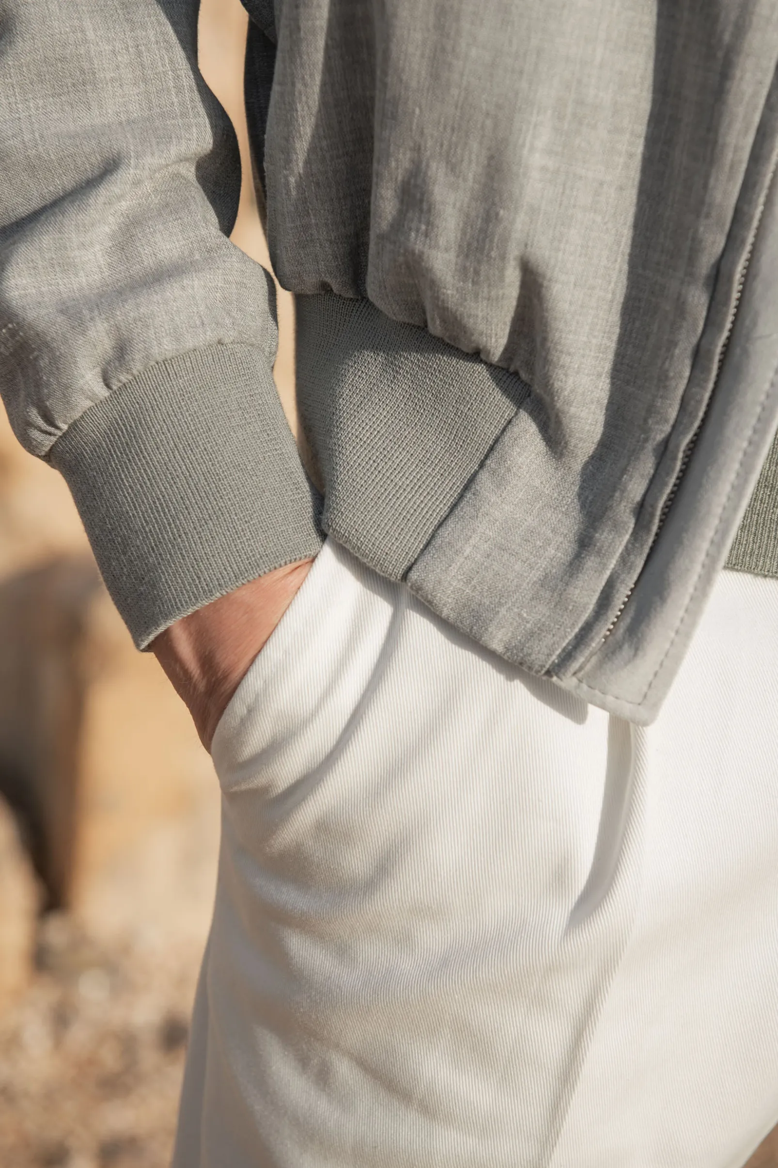 grey_short_jacket__made_i_2.webp Grey short jacket – Made in Italy