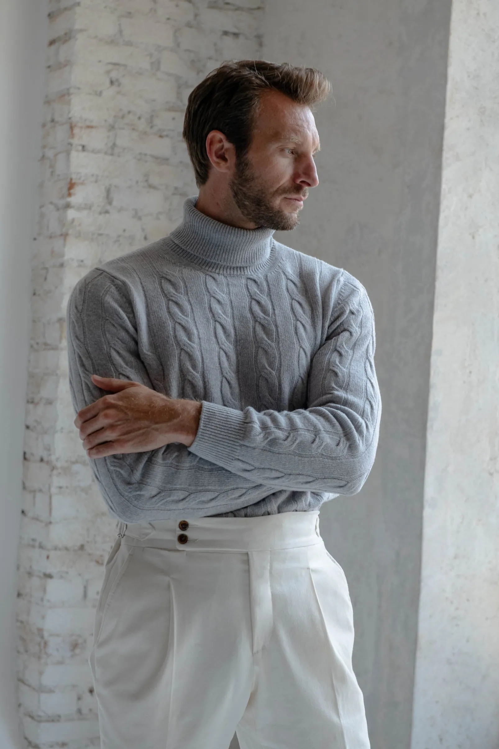 grey_turtleneck__made_in__4.webp Grey turtleneck – Made in Italy