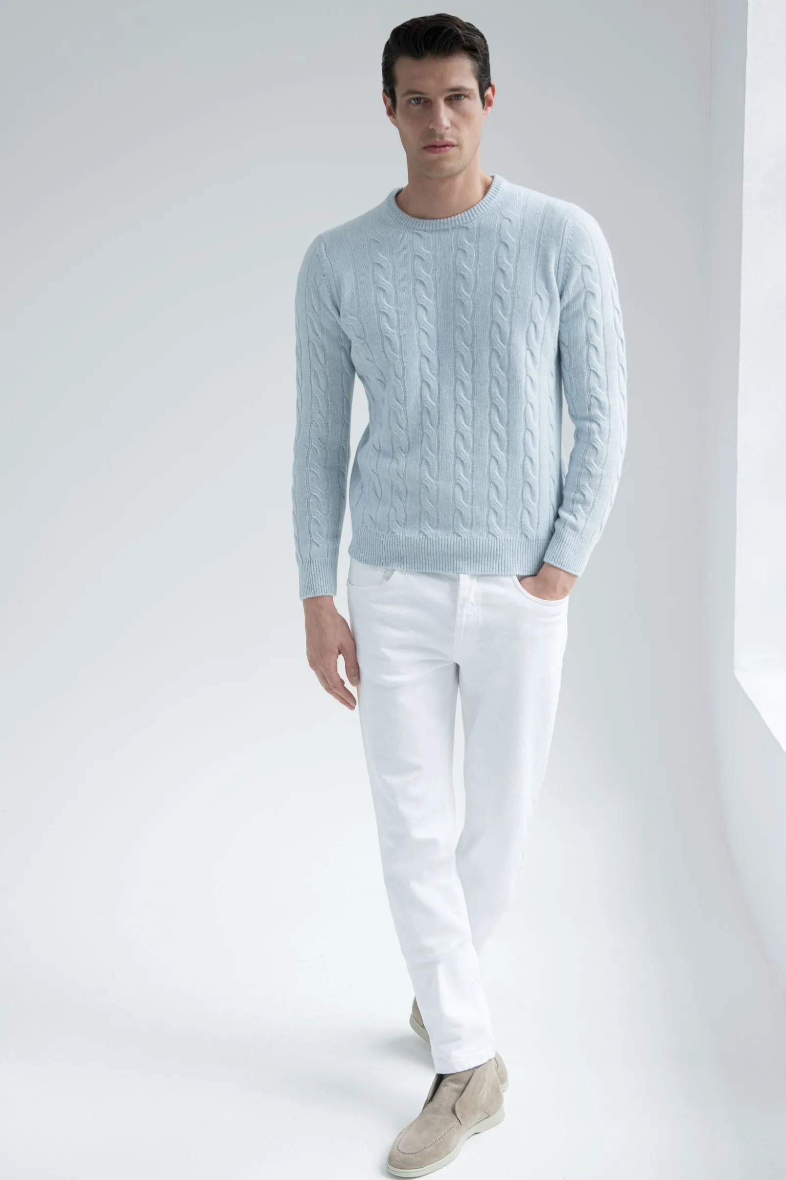 light_blue_cable_knit_swe_2.webp Light blue cable knit sweater – Made in italy