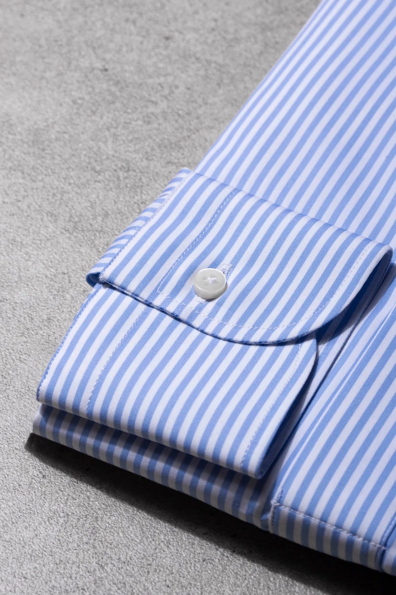 light_blue_striped_popove_2.webp Light blue striped popover shirt - Made in Italy