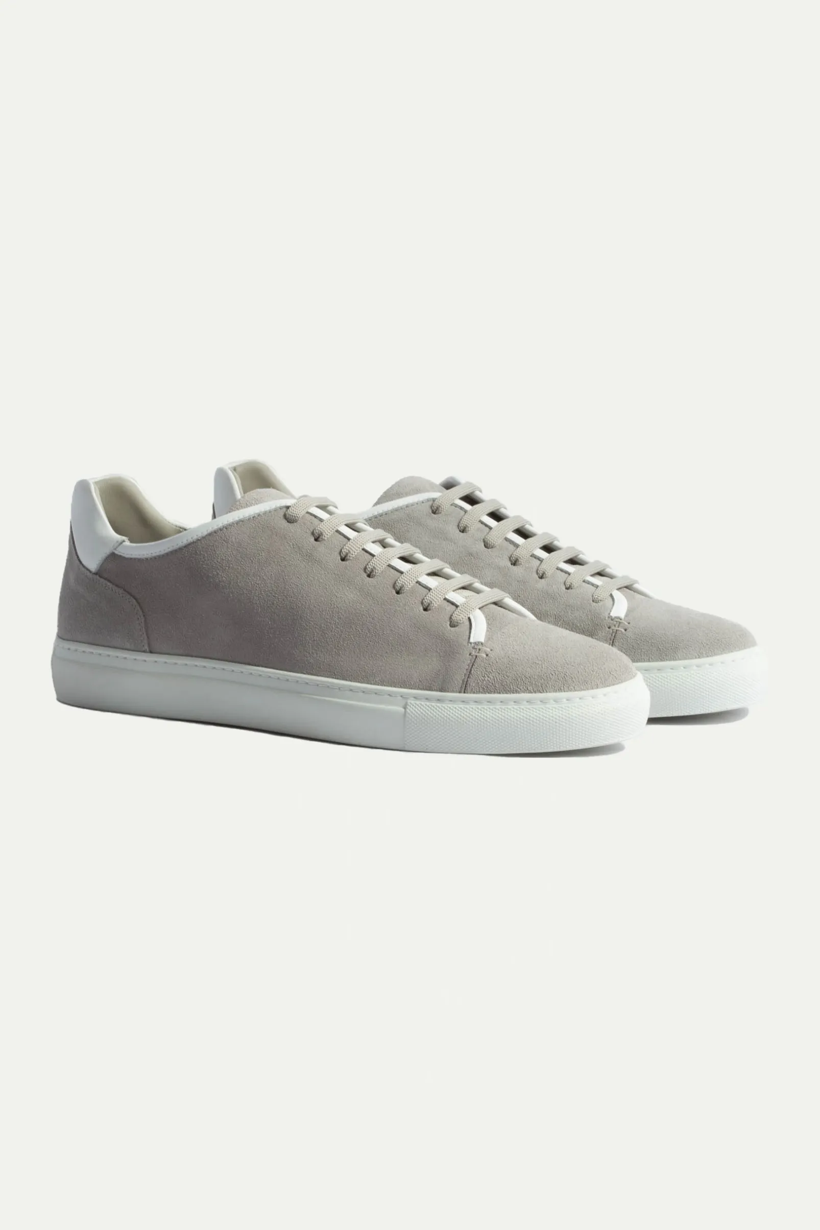 light_grey_suede_sneakers_0.webp Light grey suede sneakers - Made In Italy