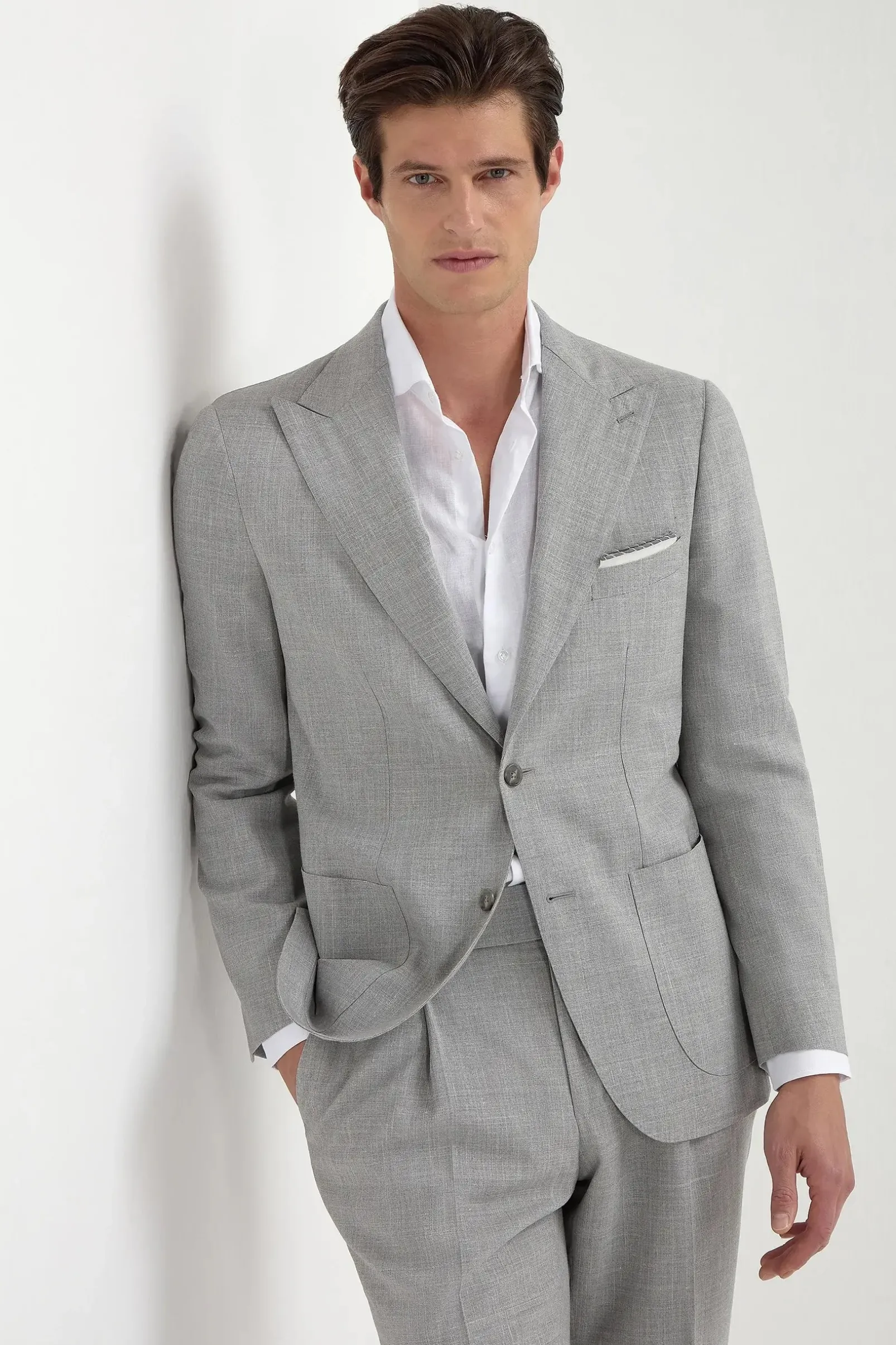 light_grey_suit__made_in__0.webp Light grey suit - Made in Italy