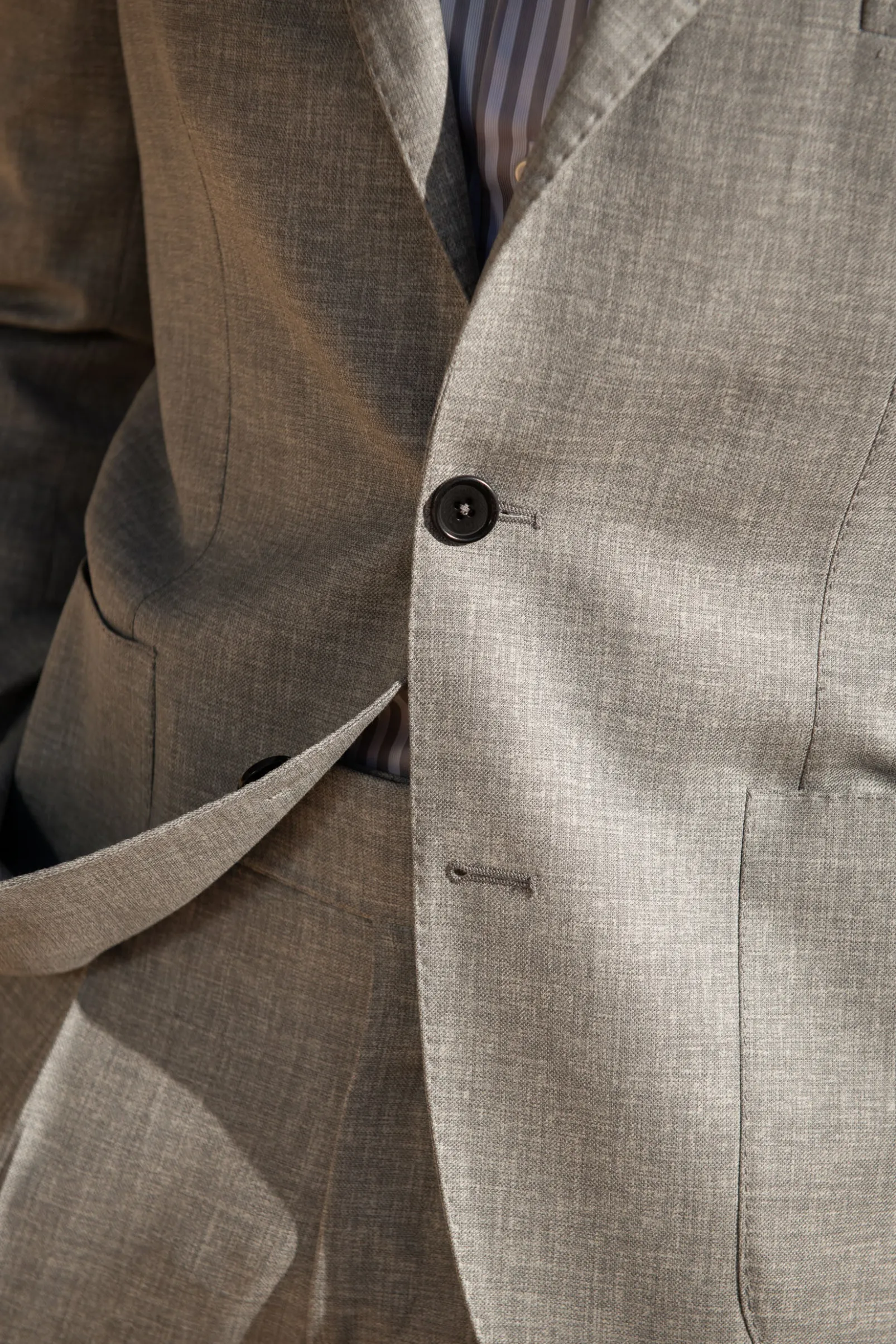 light_grey_wool_suit__mad_2.webp Light grey wool suit - Made in Italy