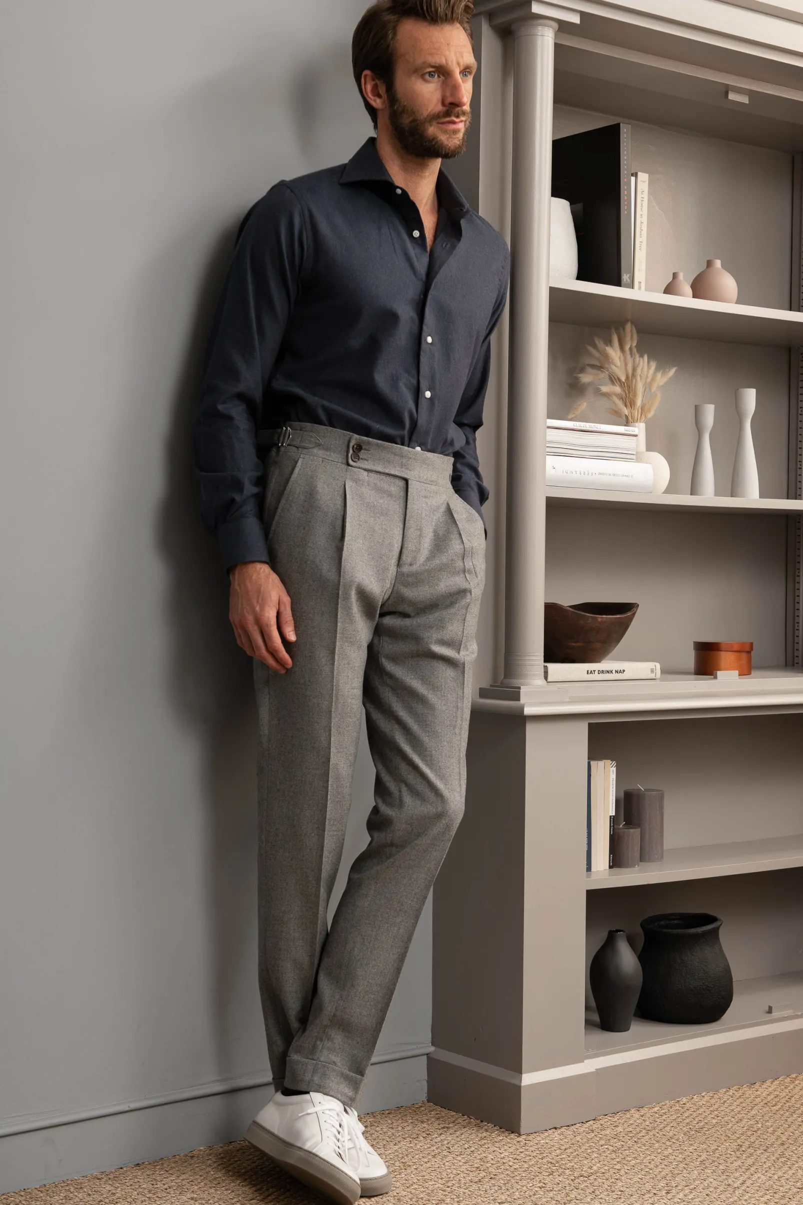 mid_grey_flannel_soragna__2.webp Mid grey flannel Soragna trousers - Made in Italy