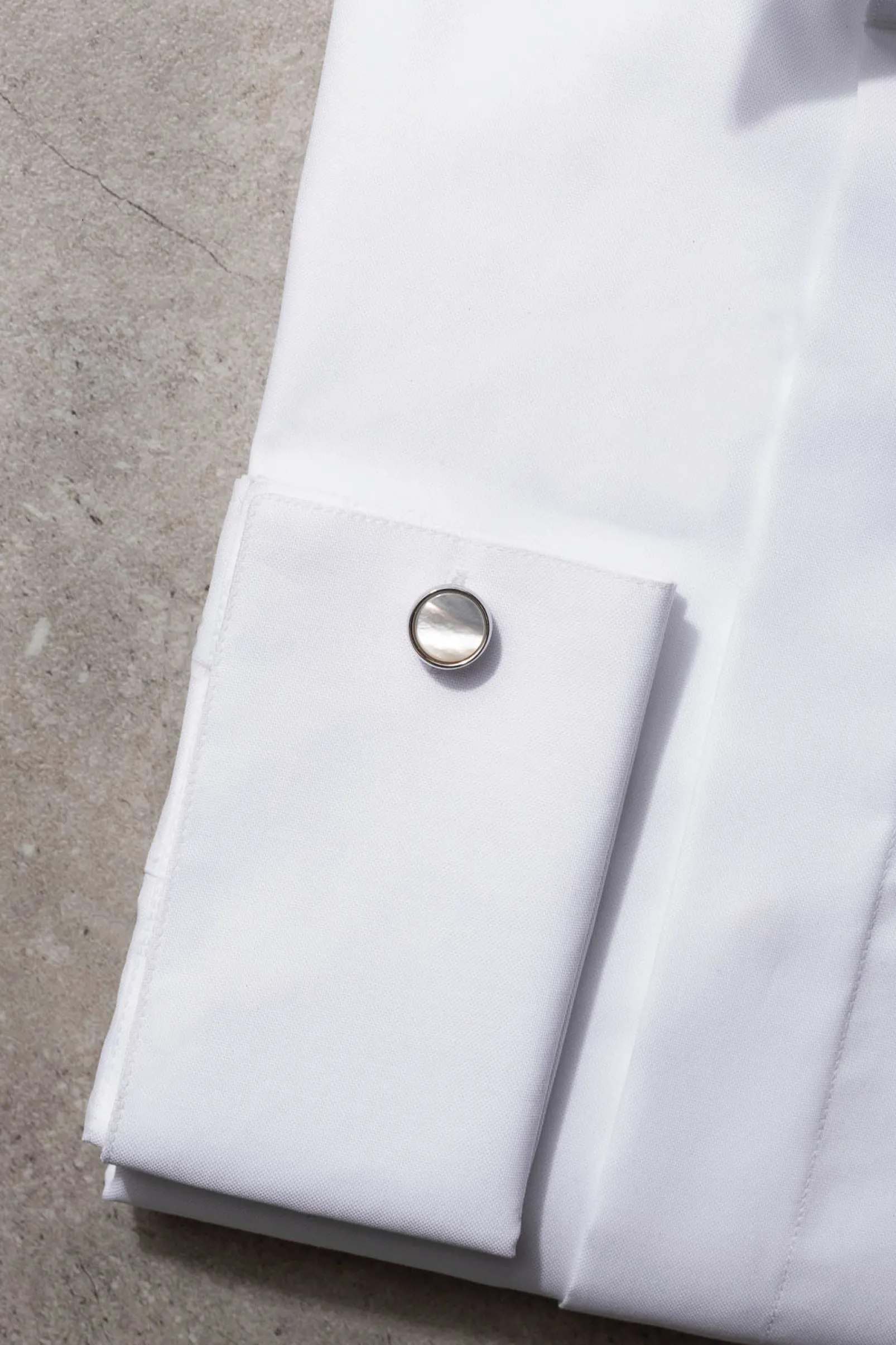 mother_of_pearl_cufflinks_1.webp Mother of pearl cufflinks - Made in Italy