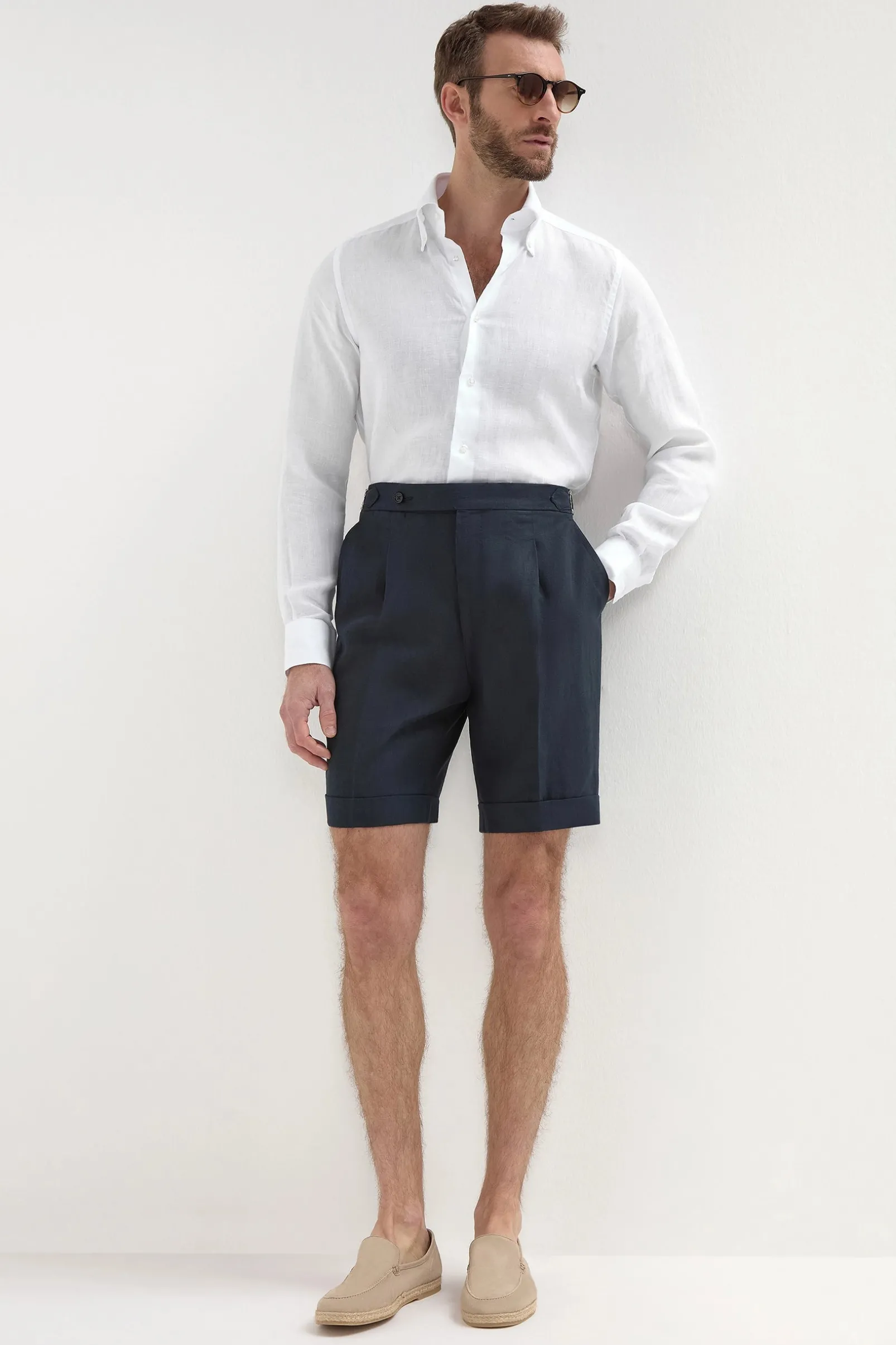 navy_linen_shorts__made_i_3.webp Navy linen shorts - Made in Italy