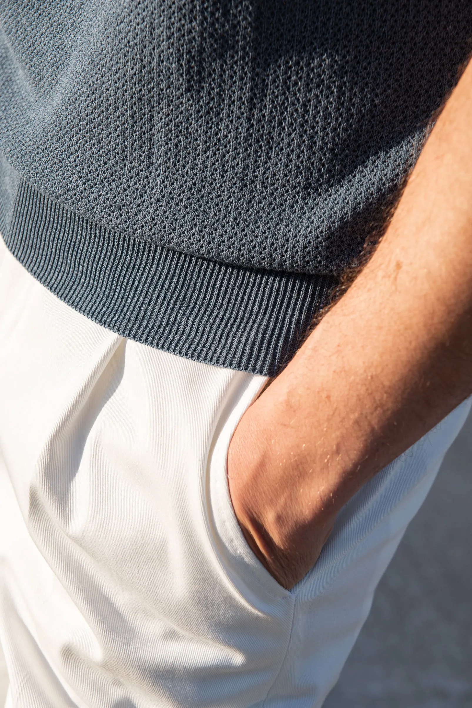 ocean_textured_knit_polo__2.webp Ocean textured knit polo with zip - Made in Italy