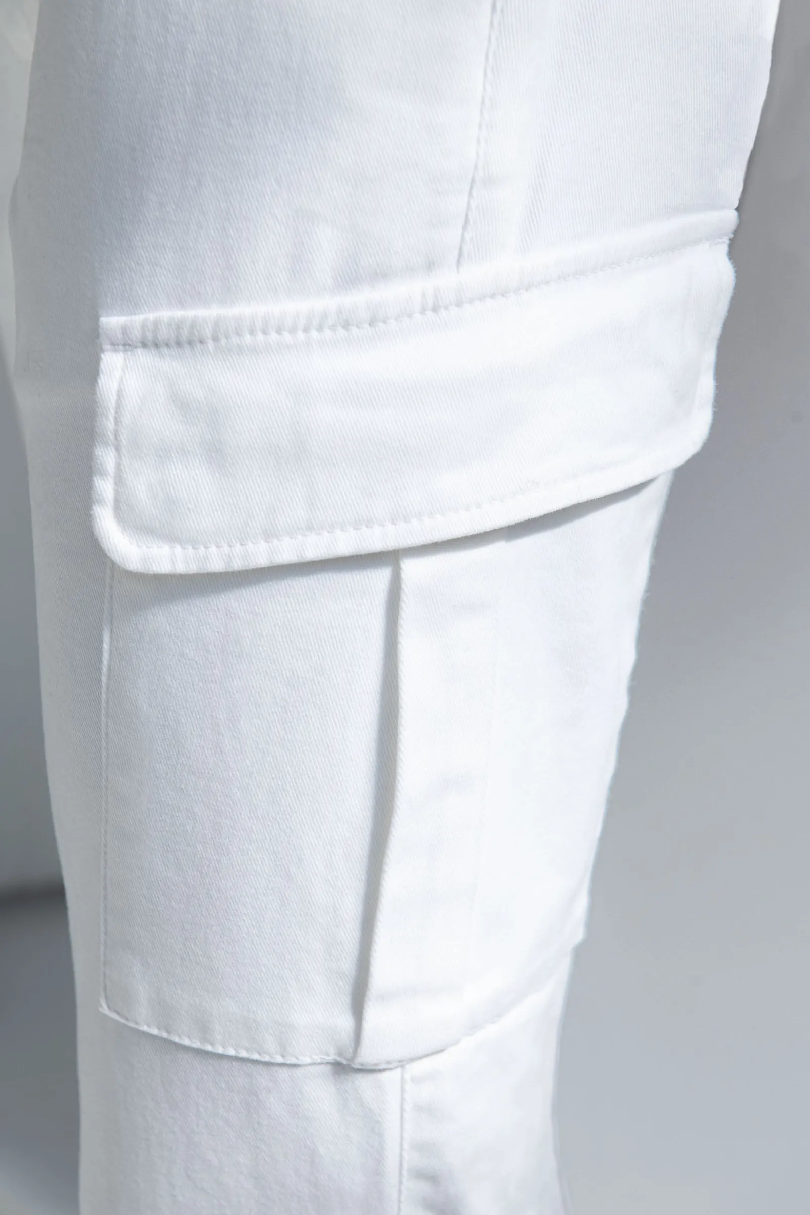 offwhite_stretch_canvas_c_2.webp Off-white stretch canvas cargo - Made in Italy