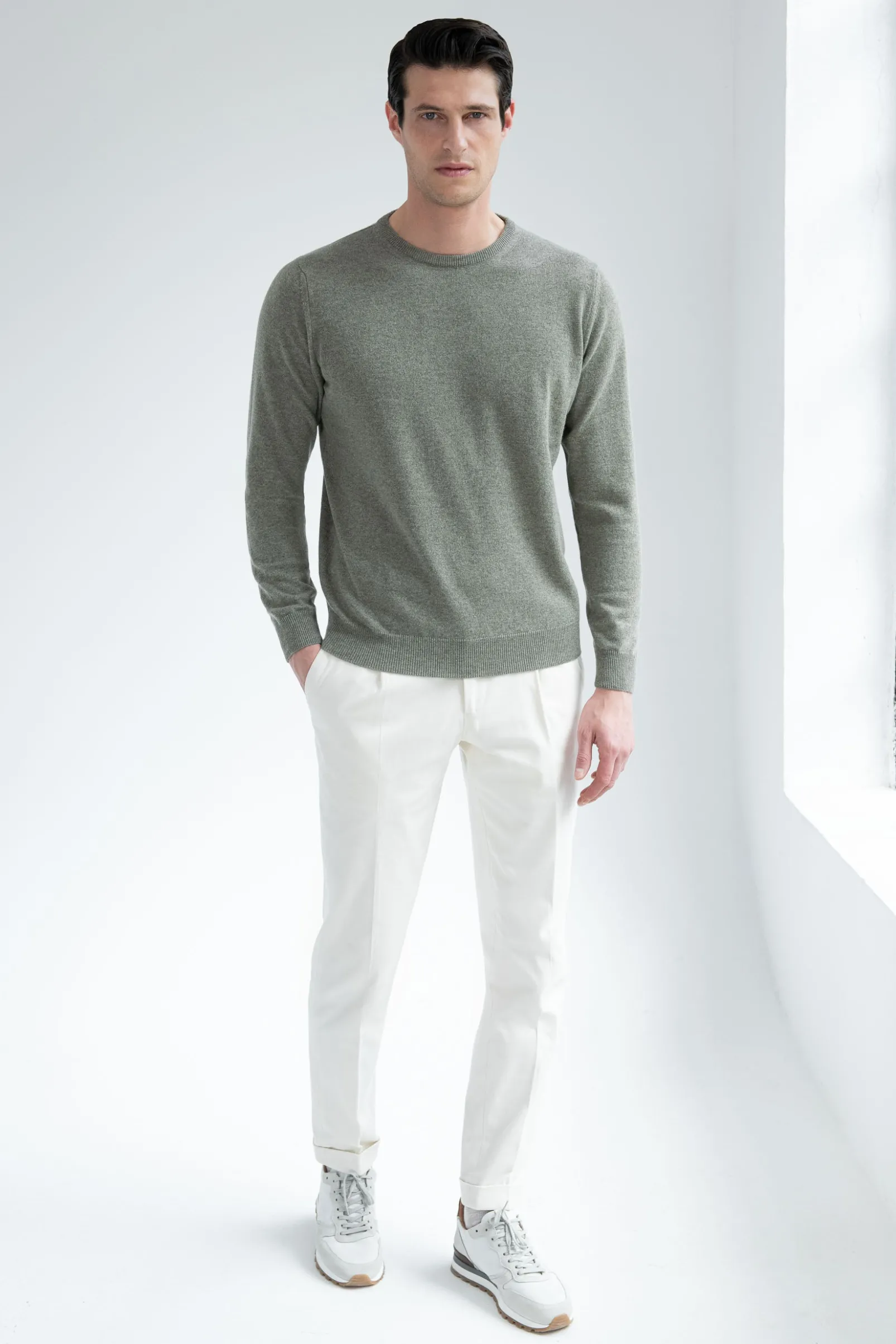 sage_cashmere_round_neck__3.webp Sage cashmere round neck – Made in italy