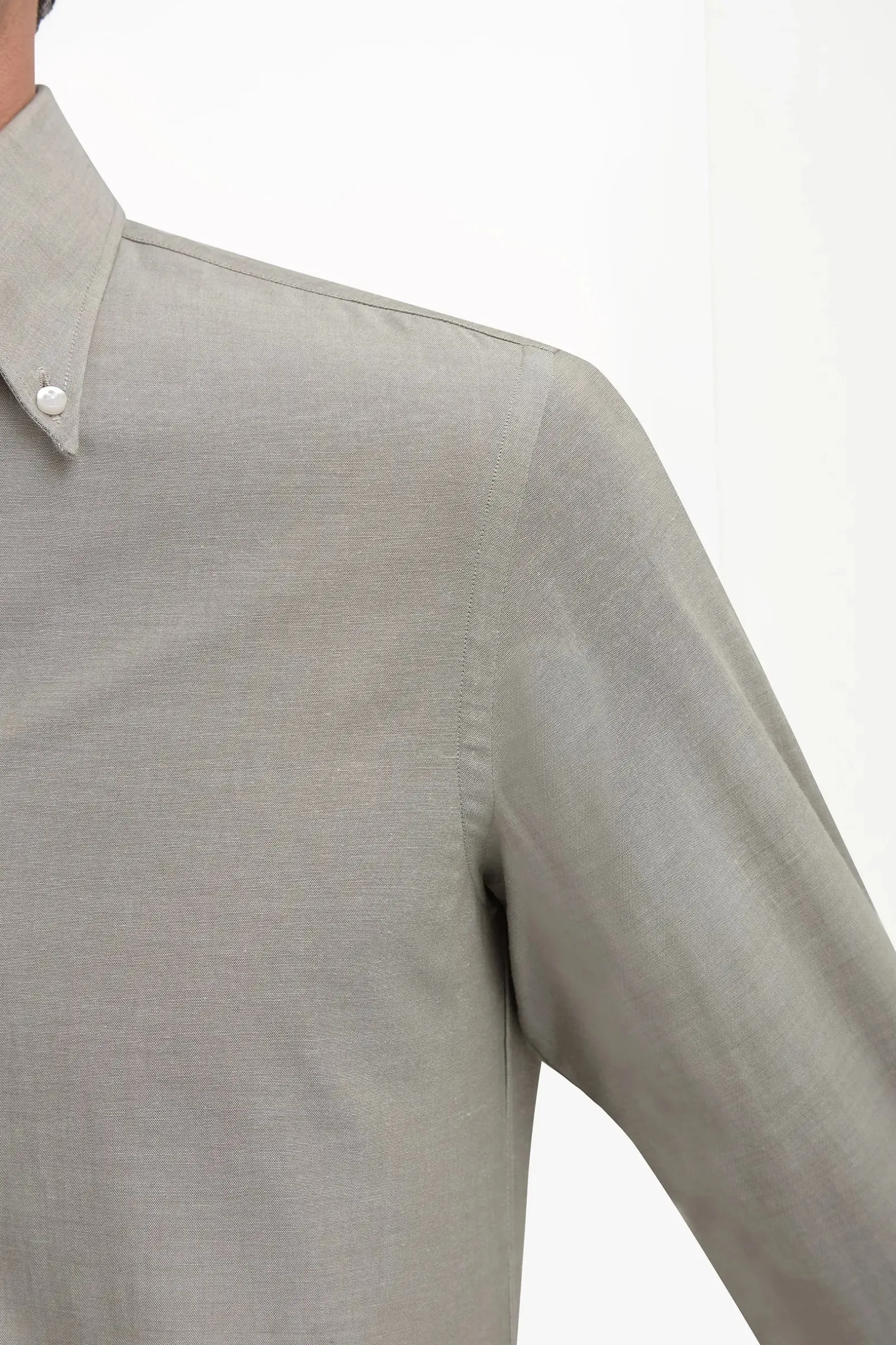 sage_chambray_button_down_1.webp Sage chambray button down shirt - Made in Italy
