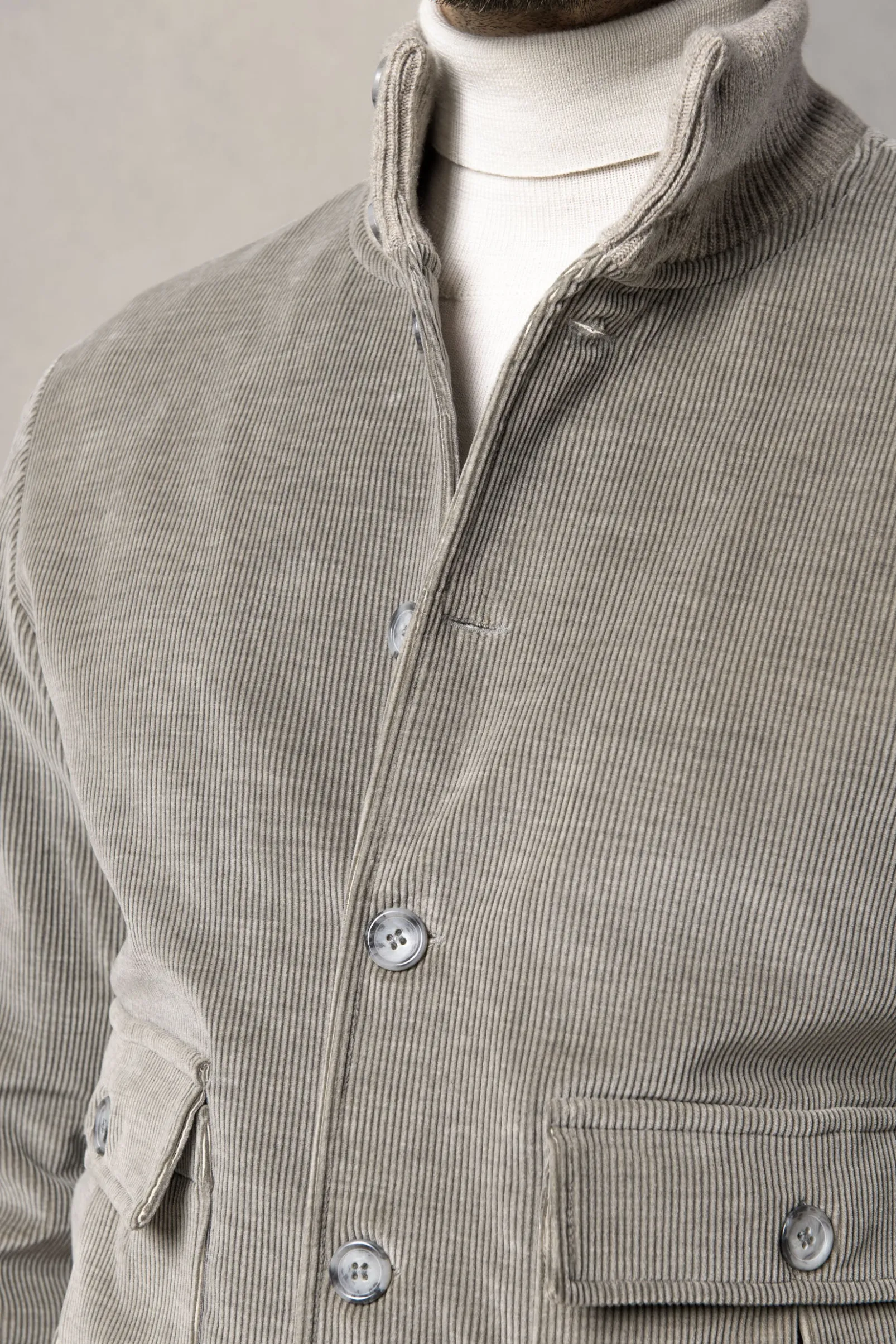 sage_corduroy_bomber_jack_1.webp Sage corduroy bomber jacket – Made in Italy