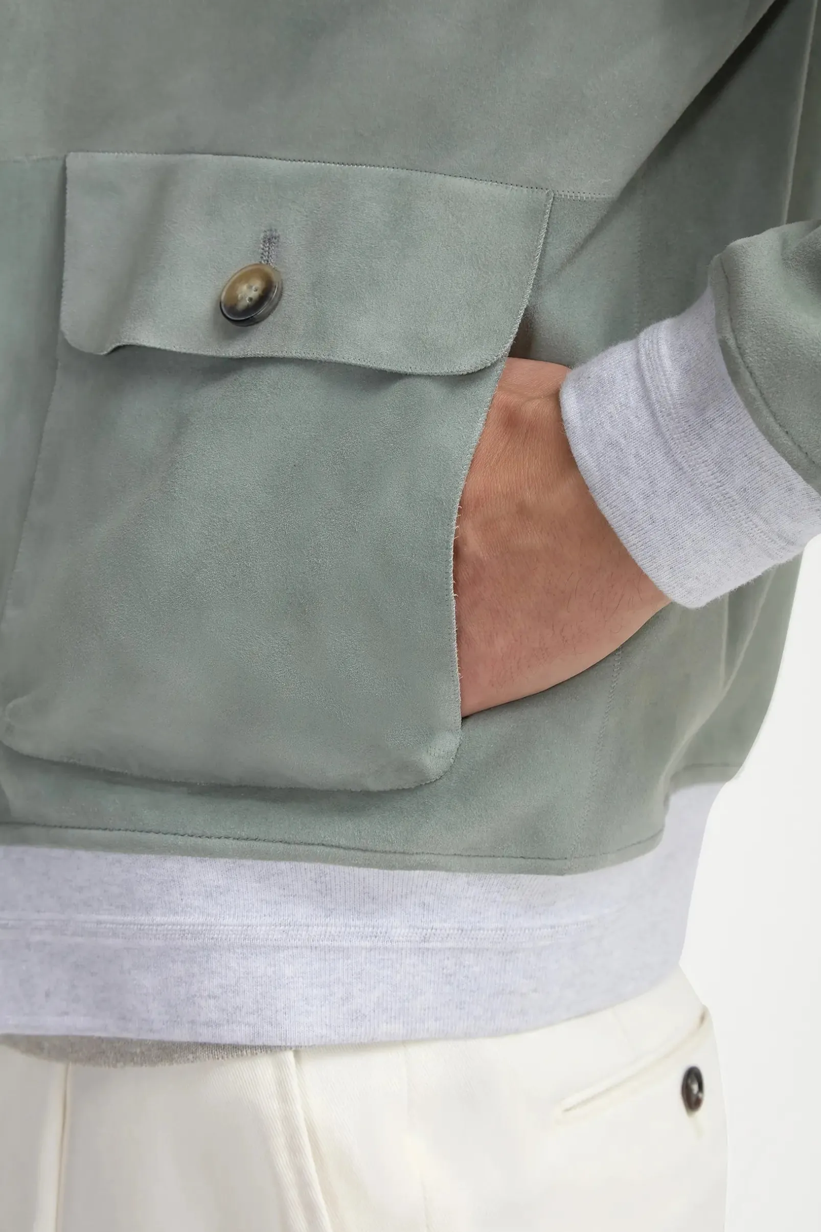 sage_suede_bomber__made_i_1.webp Sage suede bomber – Made in Italy