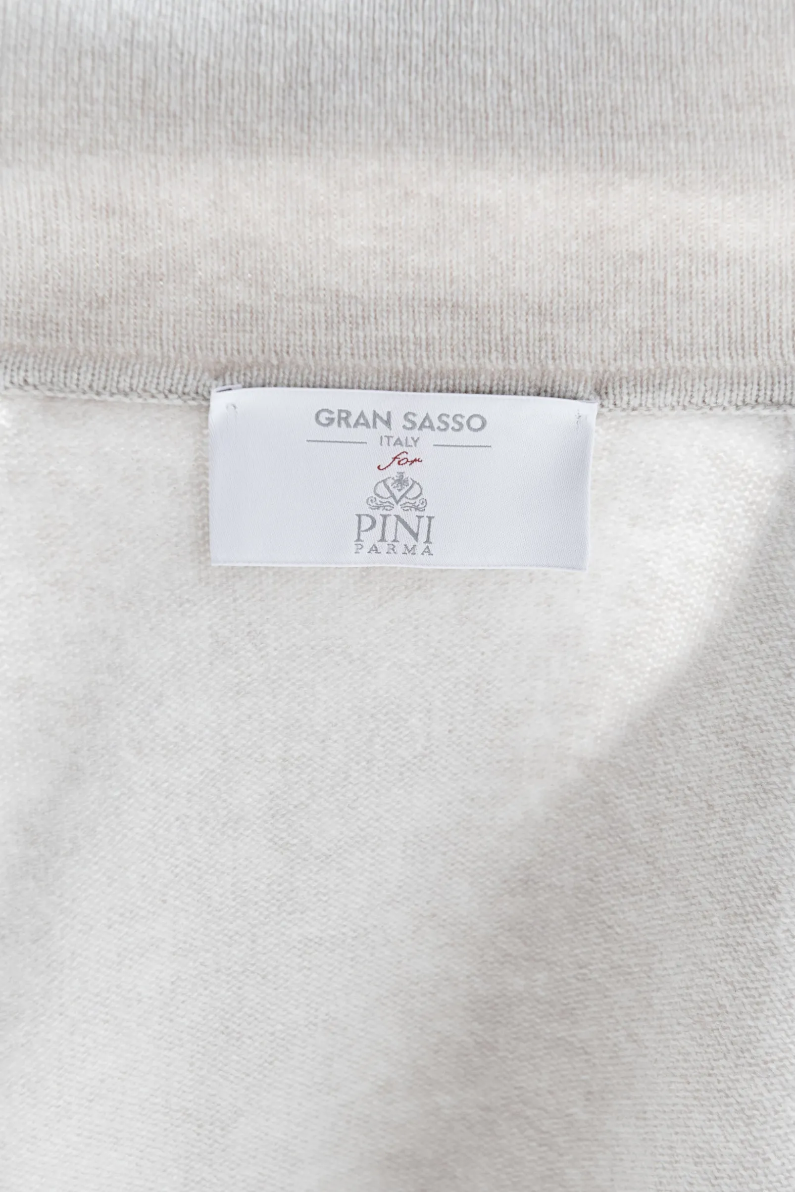 sand_alcantara_polo_shirt_2.webp Sand alcantara polo shirt - Made in Italy
