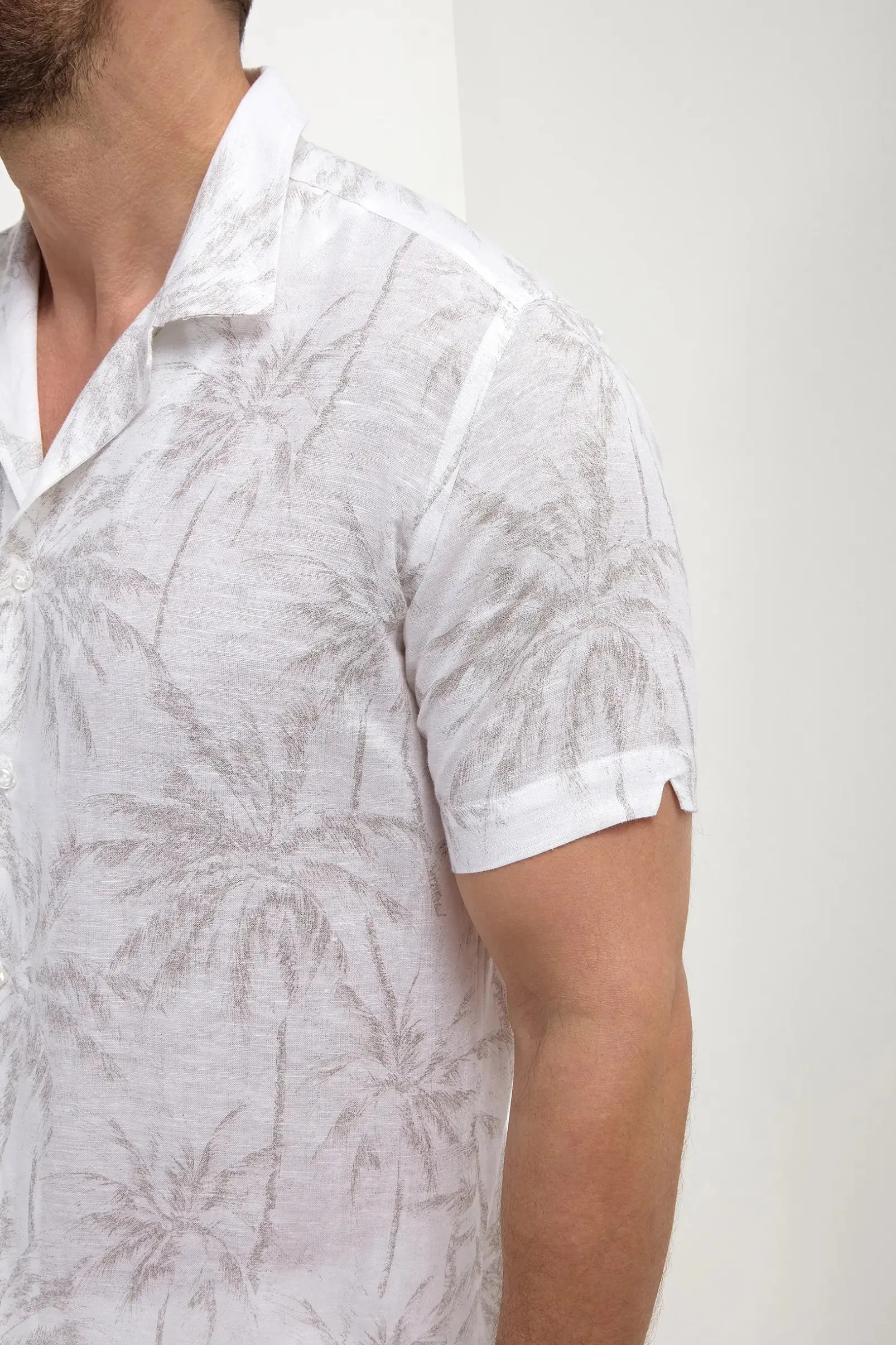 sand_hawaiana_shirt__made_2.webp Sand hawaiana shirt - Made in Italy