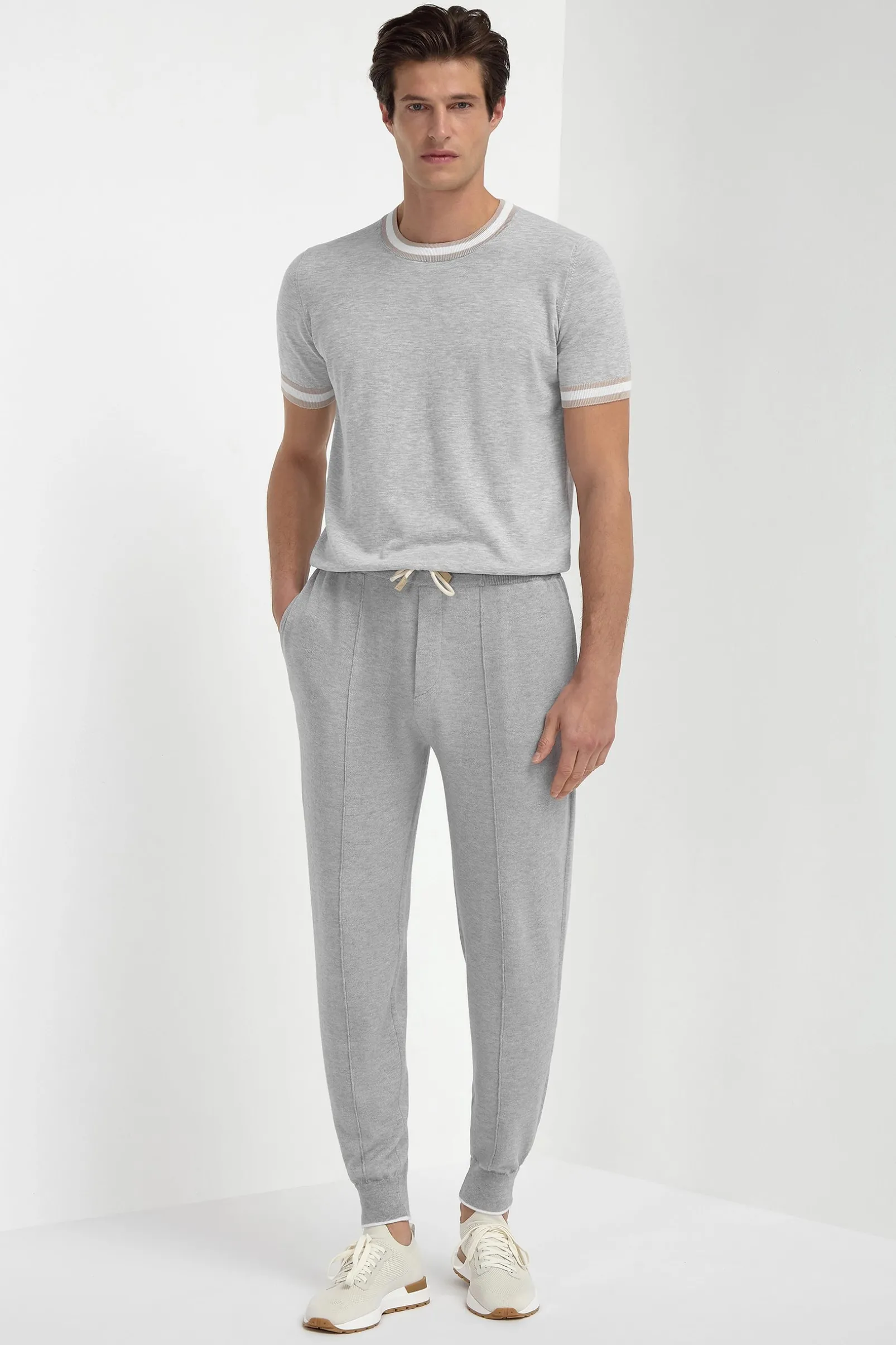 sky_grey_cashmere_blend_j_0.webp Sky grey cashmere blend jogger pants - Made in Italy