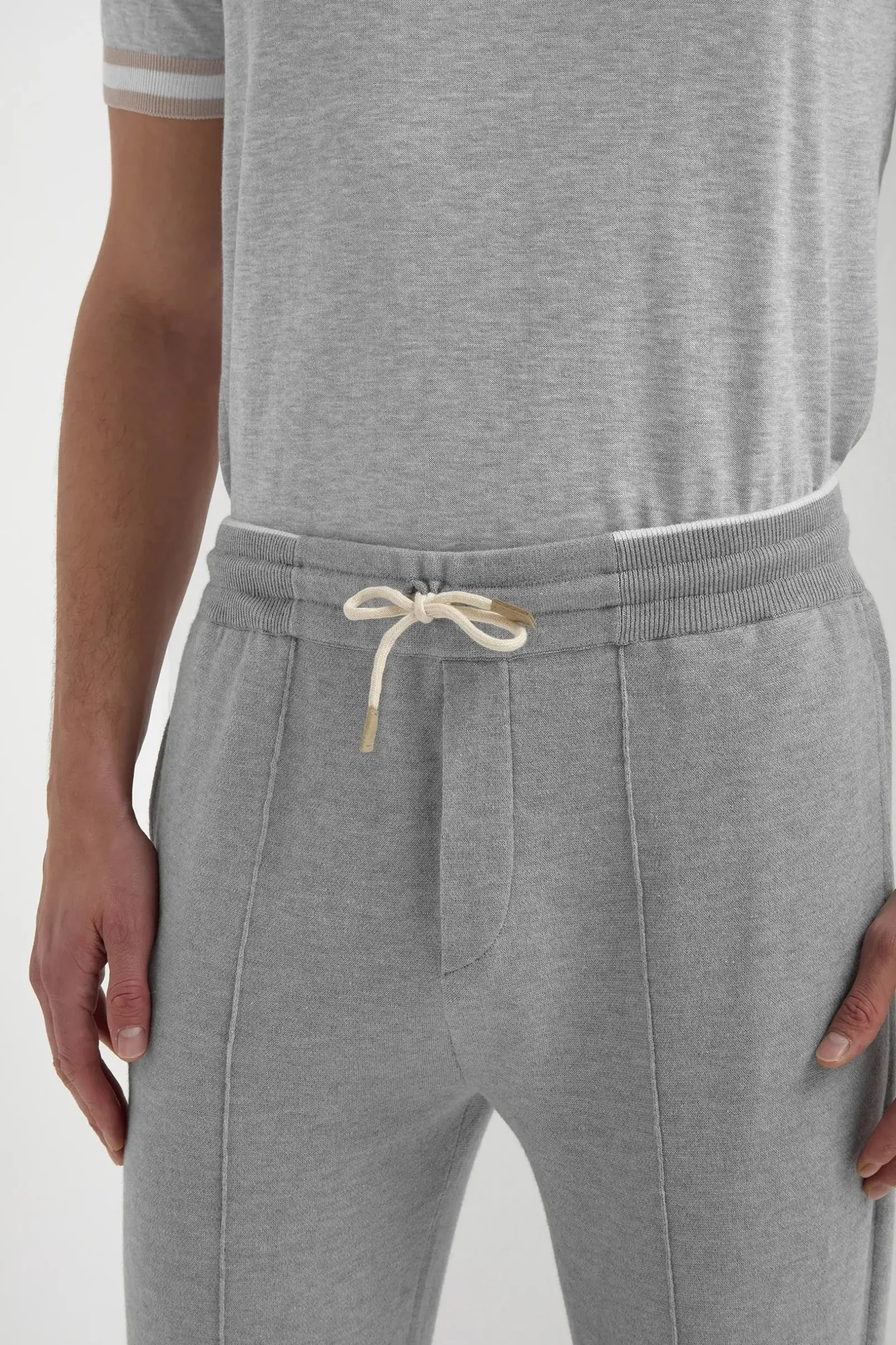 sky_grey_cashmere_blend_j_2.webp Sky grey cashmere blend jogger pants - Made in Italy