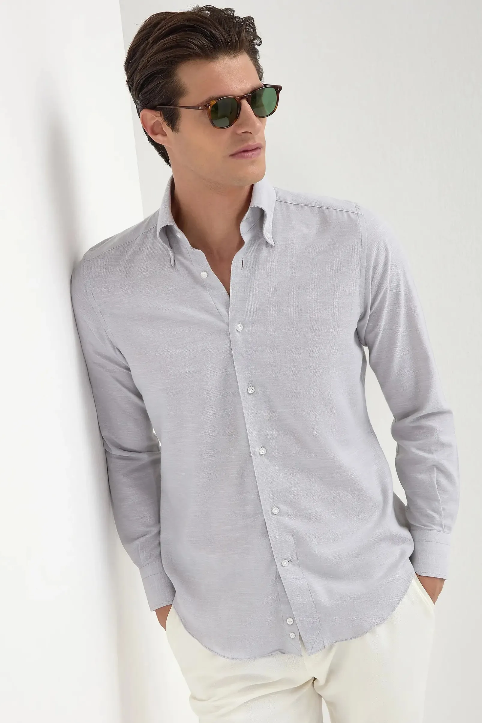stone_chambray_button_dow_0.webp Stone chambray button down shirt - Made in Italy