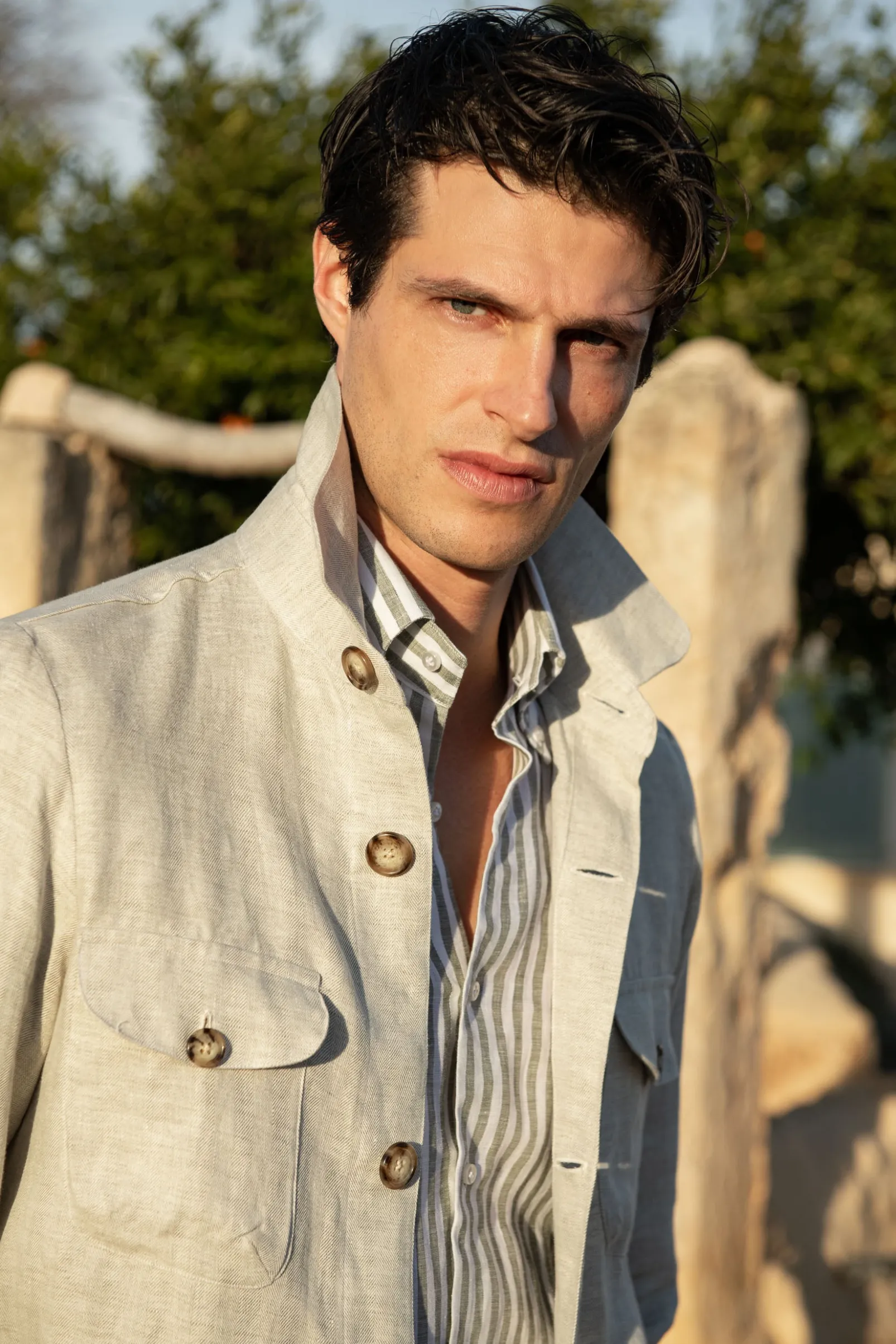 stone_herringbone_linen_s_4.webp Stone herringbone linen safari jacket – Made in Italy