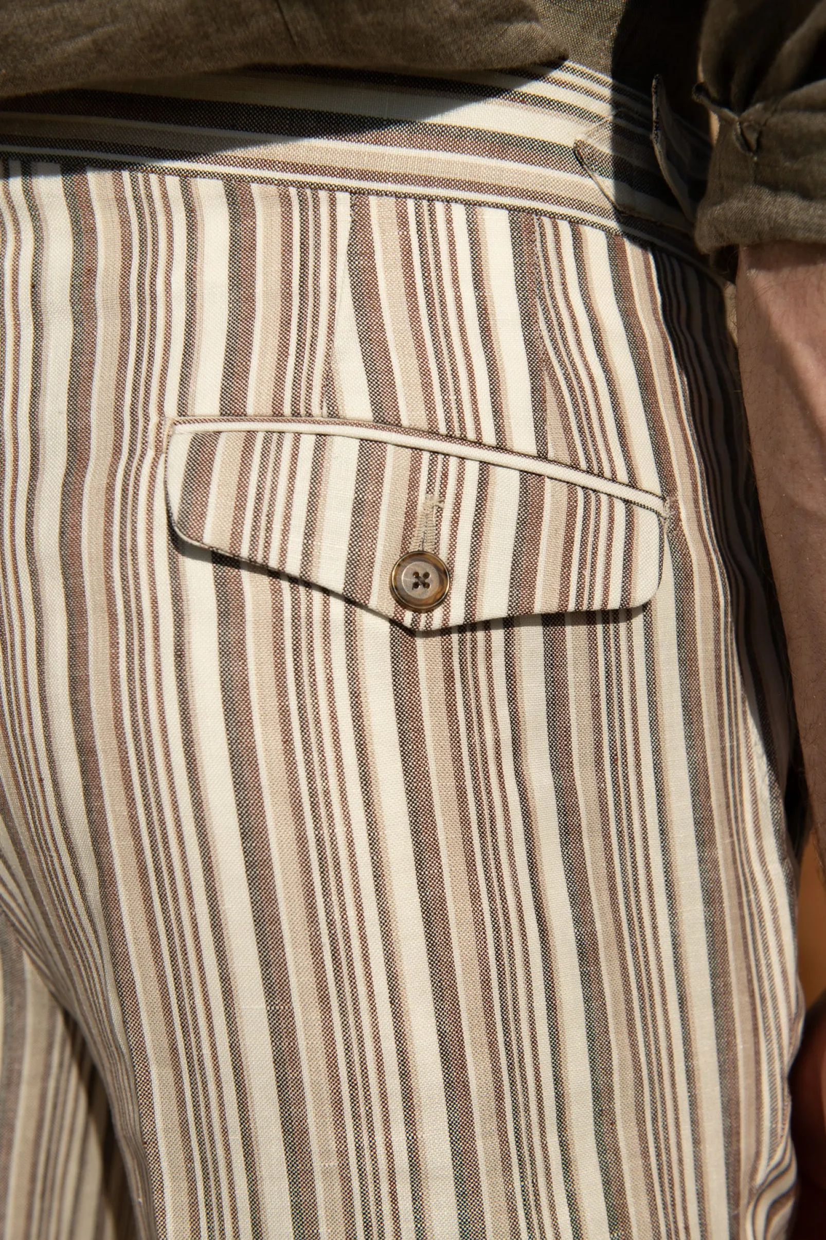 striped_linen_shorts__mad_3.webp Striped linen shorts - Made in Italy