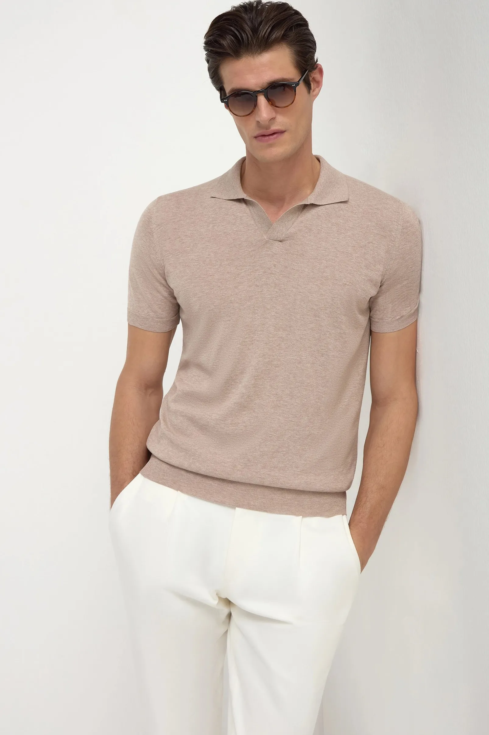 taupe_polo__made_in_italy_1.webp Taupe polo - Made in Italy