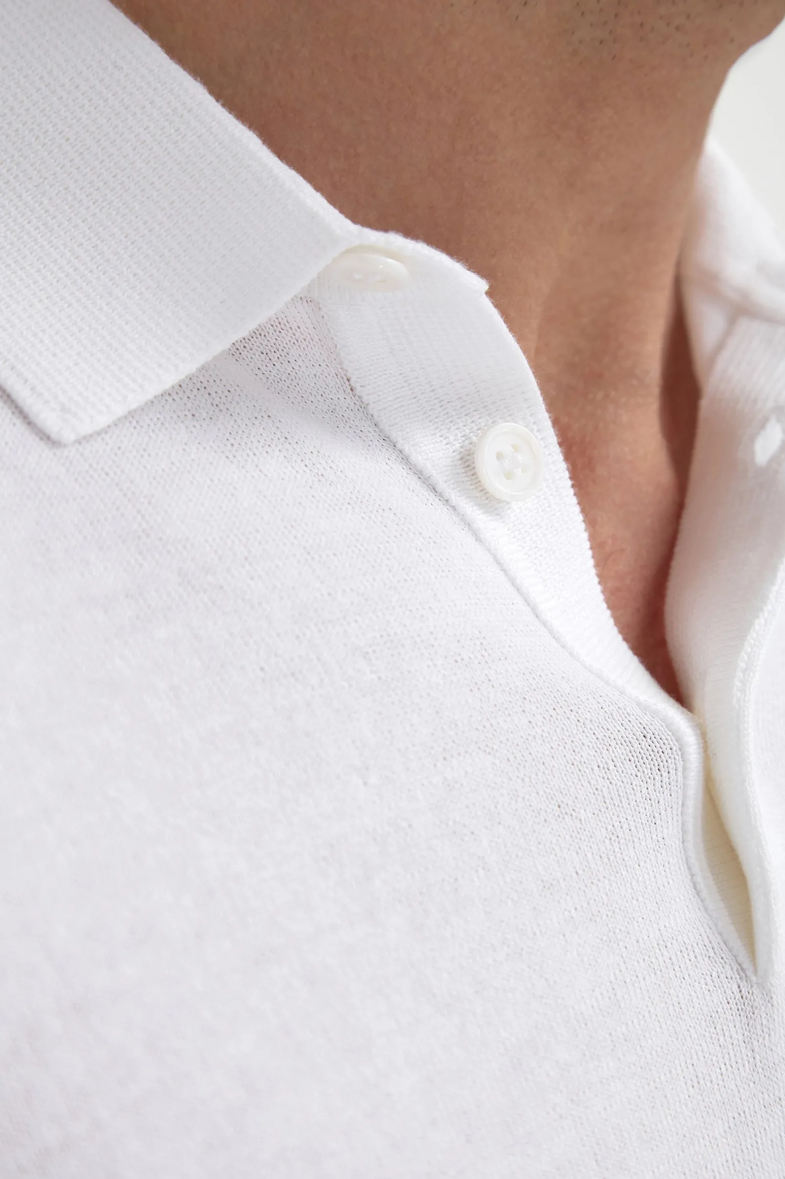 white_long_sleeve_polo__m_1.webp White long sleeve polo - Made in Italy